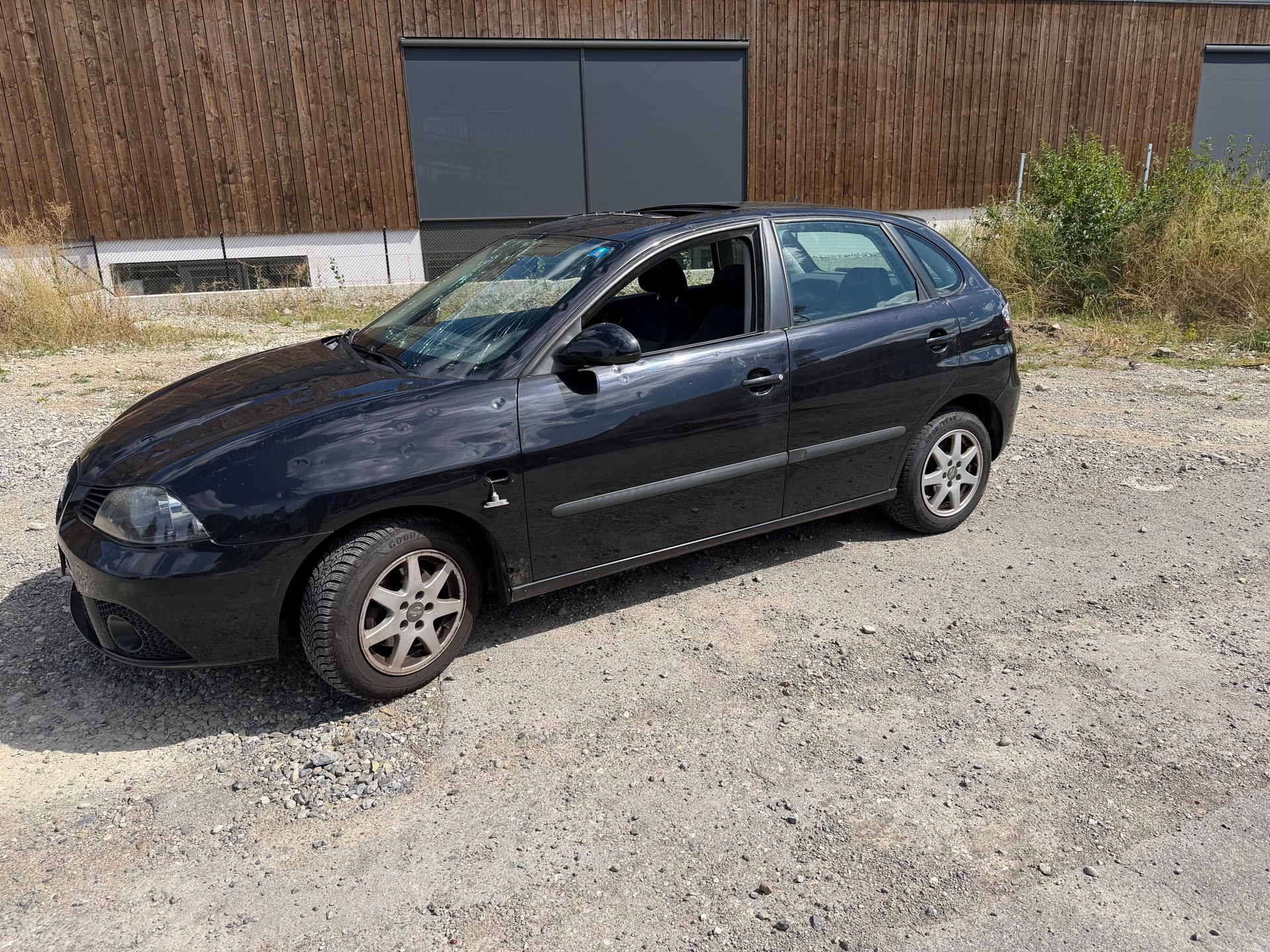 SEAT Ibiza 1.4 16V Edition Joya-image-4