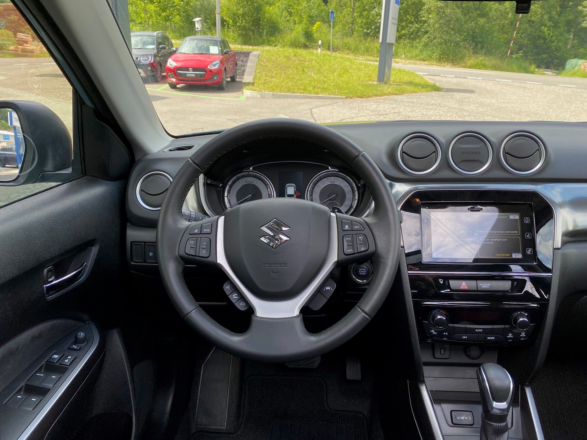 SUZUKI Vitara 1.5 Hybrid Compact Top 4x4 AGS-image-11