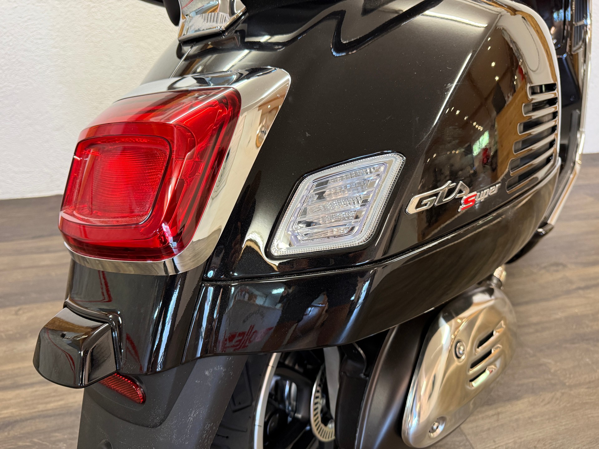 PIAGGIO Vespa GTS 310 Super ABS Euro 5+-image-8