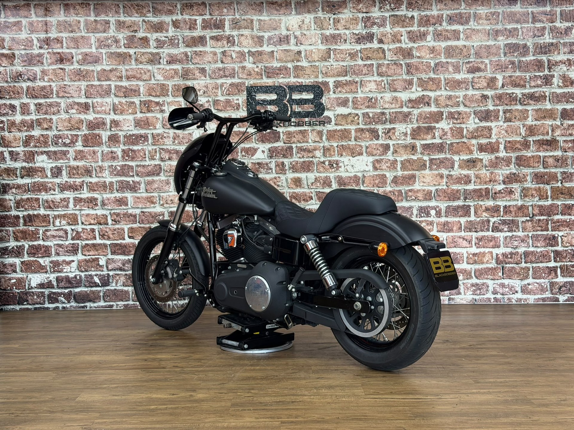 HARLEY-DAVIDSON FXDB Dyna Street Bob 103 ABS-image-1