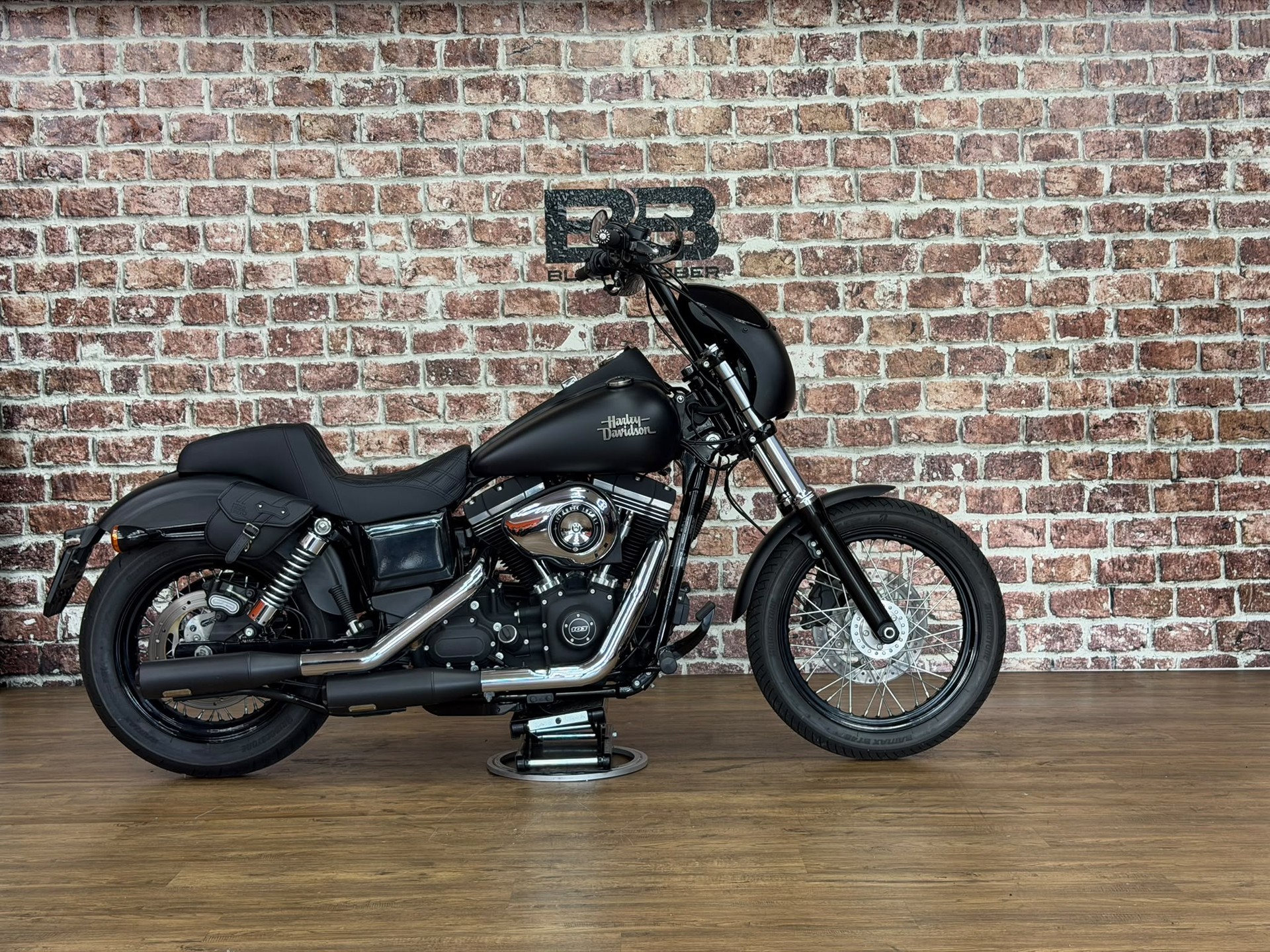 HARLEY-DAVIDSON FXDB Dyna Street Bob 103 ABS-image-3