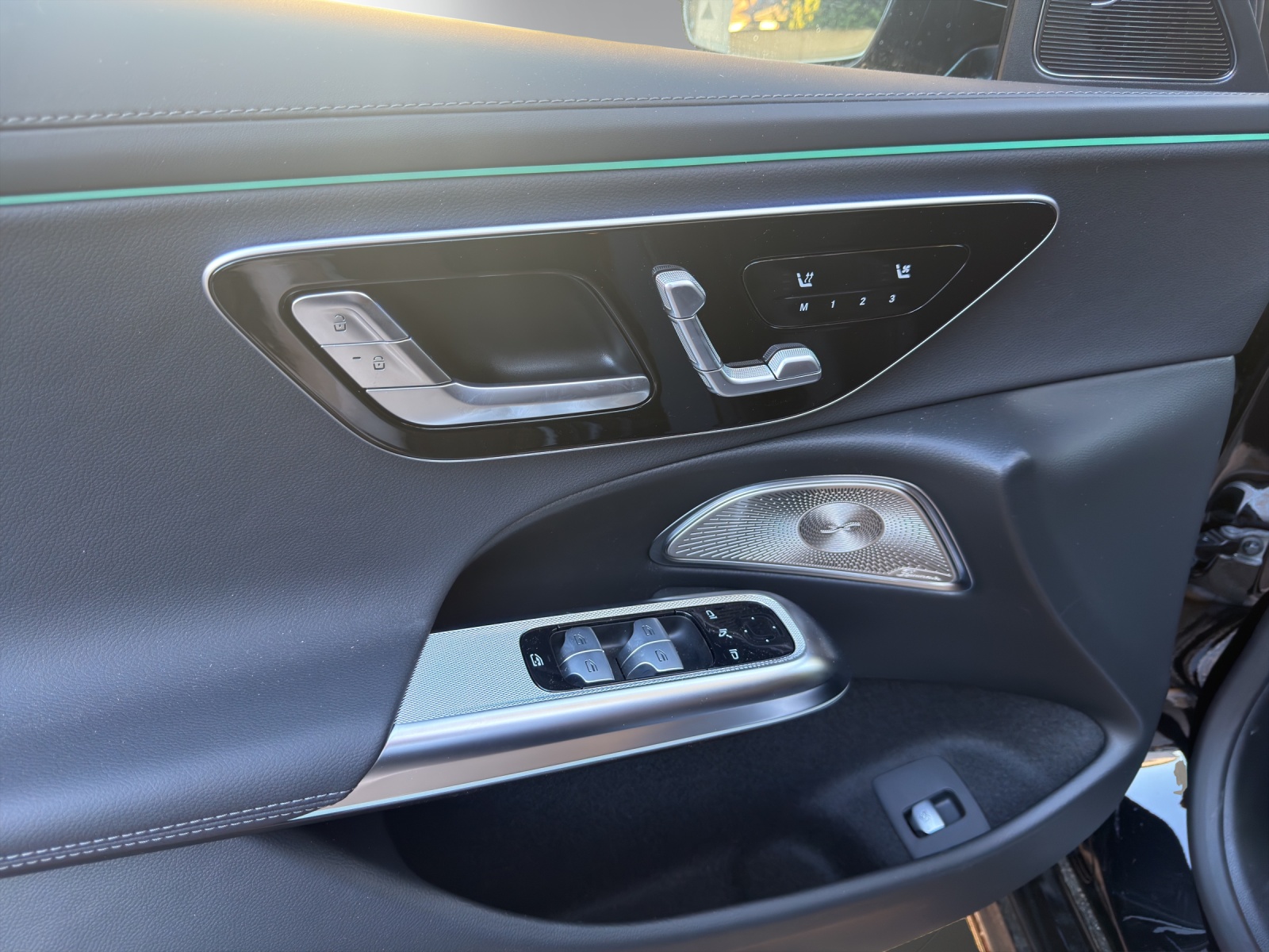 MERCEDES-BENZ E 220 d T 9G-Tronic-image-7