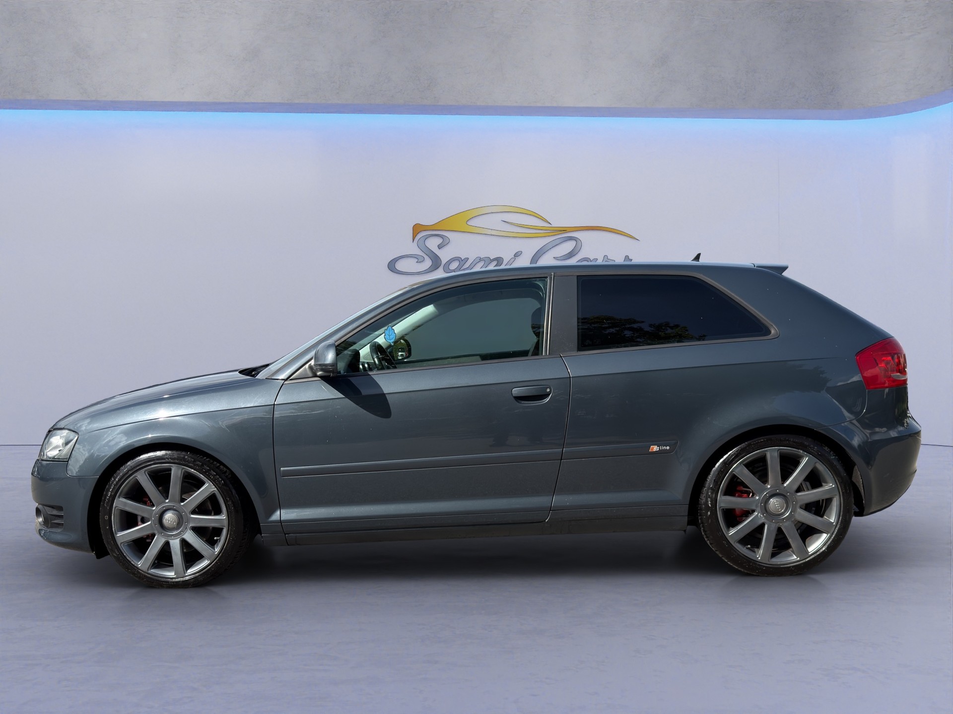 AUDI A3 2.0 TFSI Ambiente quattro S-tronic-showroom-element-1