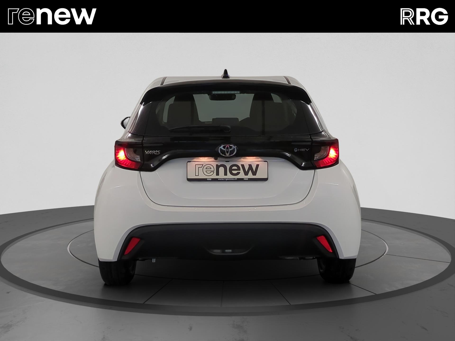 TOYOTA Yaris 1.5 Comfort e-CVT-showroom-element-3