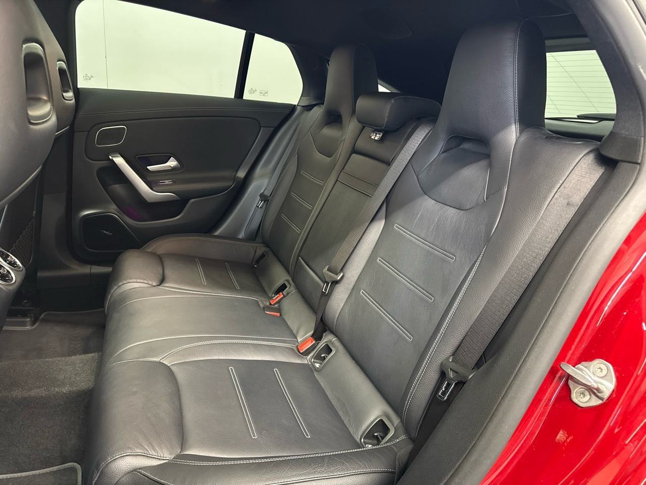 MERCEDES-BENZ CLA Shooting Brake 45 S AMG 4Matic+ 8G-DCT-image-10