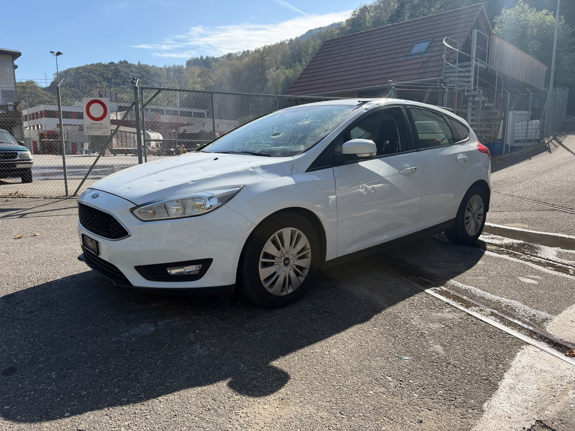 FORD Focus 2.0 TDCi Trend Powershift-showroom-element-1