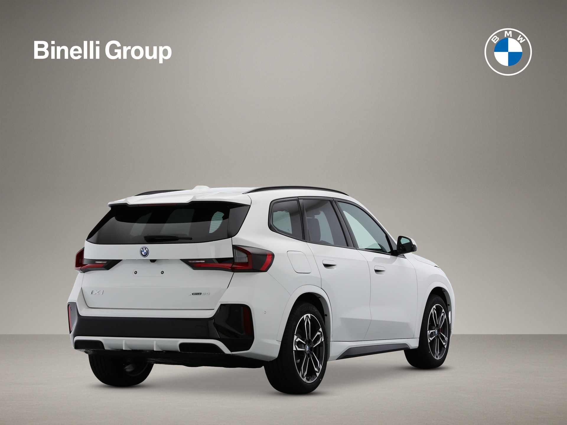 BMW iX1 U11 30 xDrive-showroom-element-1