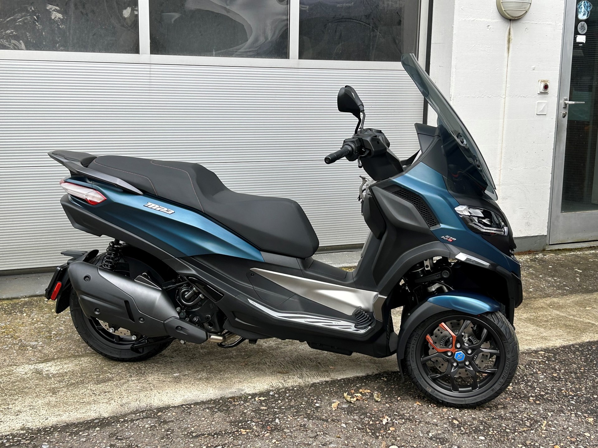 PIAGGIO MP3 530 Exclusive-image-0