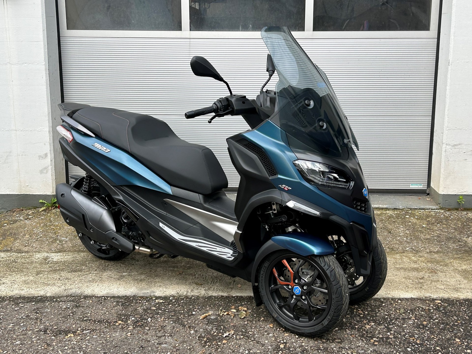 PIAGGIO MP3 530 Exclusive-image-3