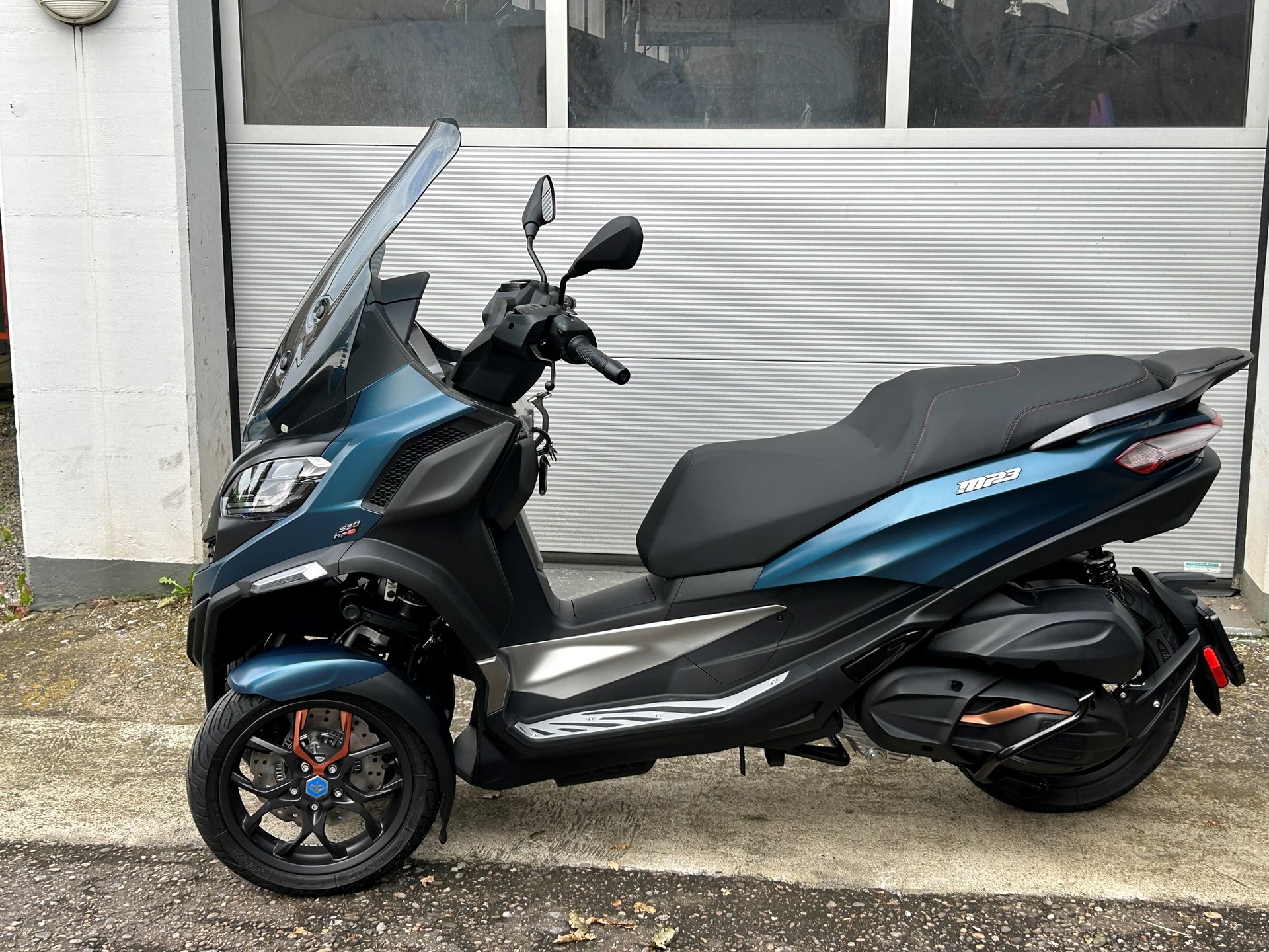 PIAGGIO MP3 530 Exclusive-image-5