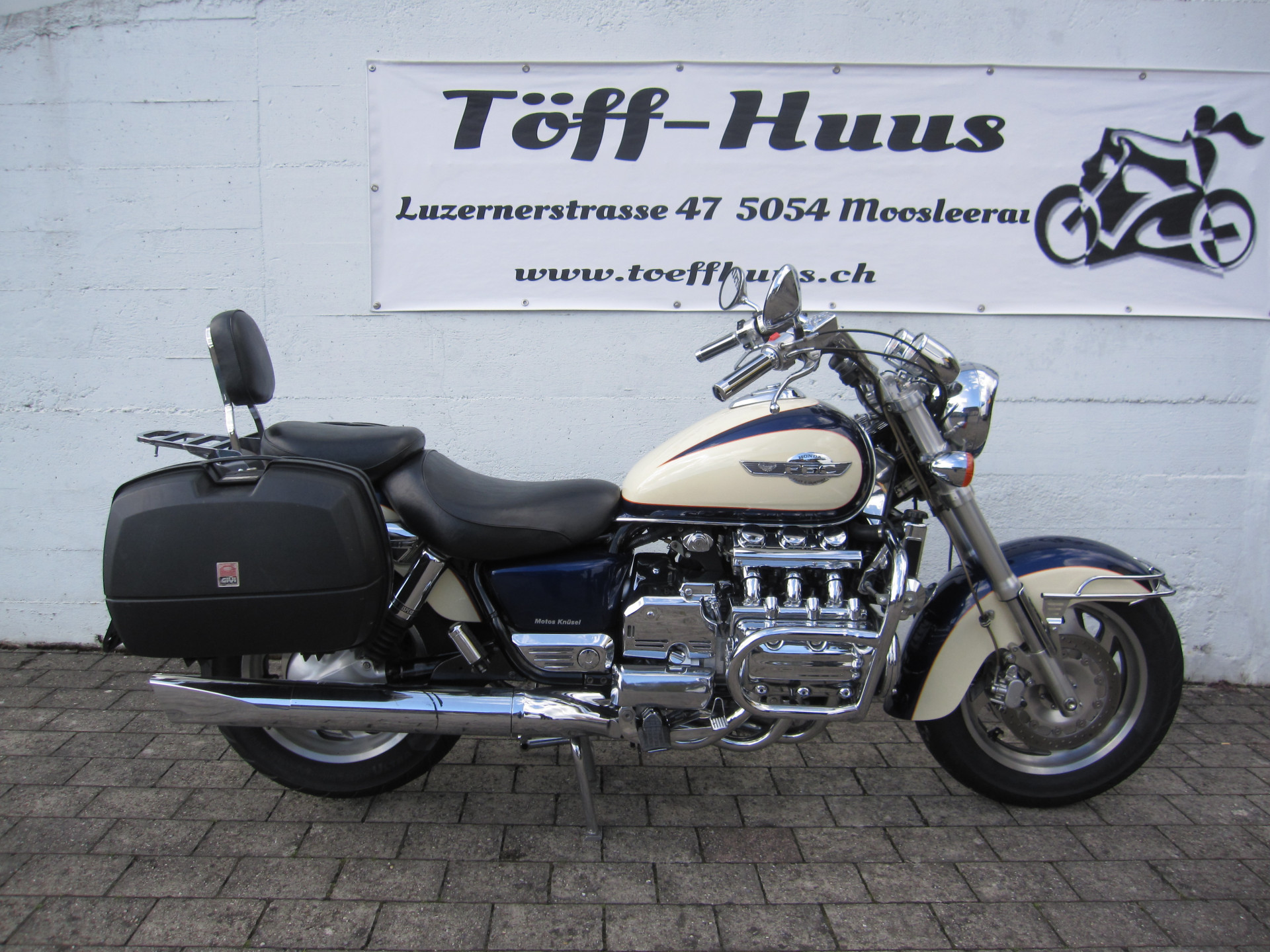 HONDA GL 1500 C F6 Custom-image-0