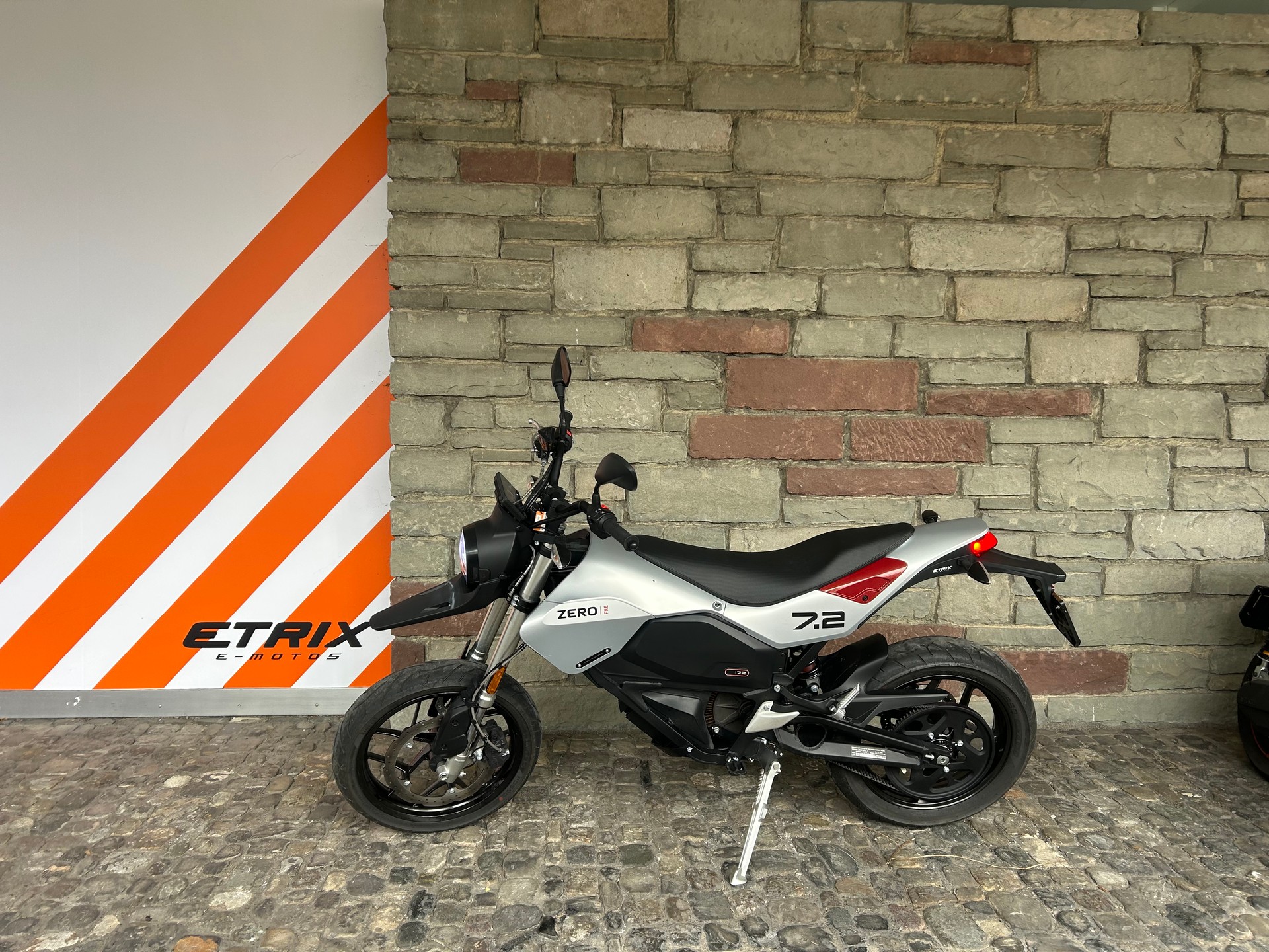 ZERO FXE ZF 7.2 kW/h A--showroom-element-1