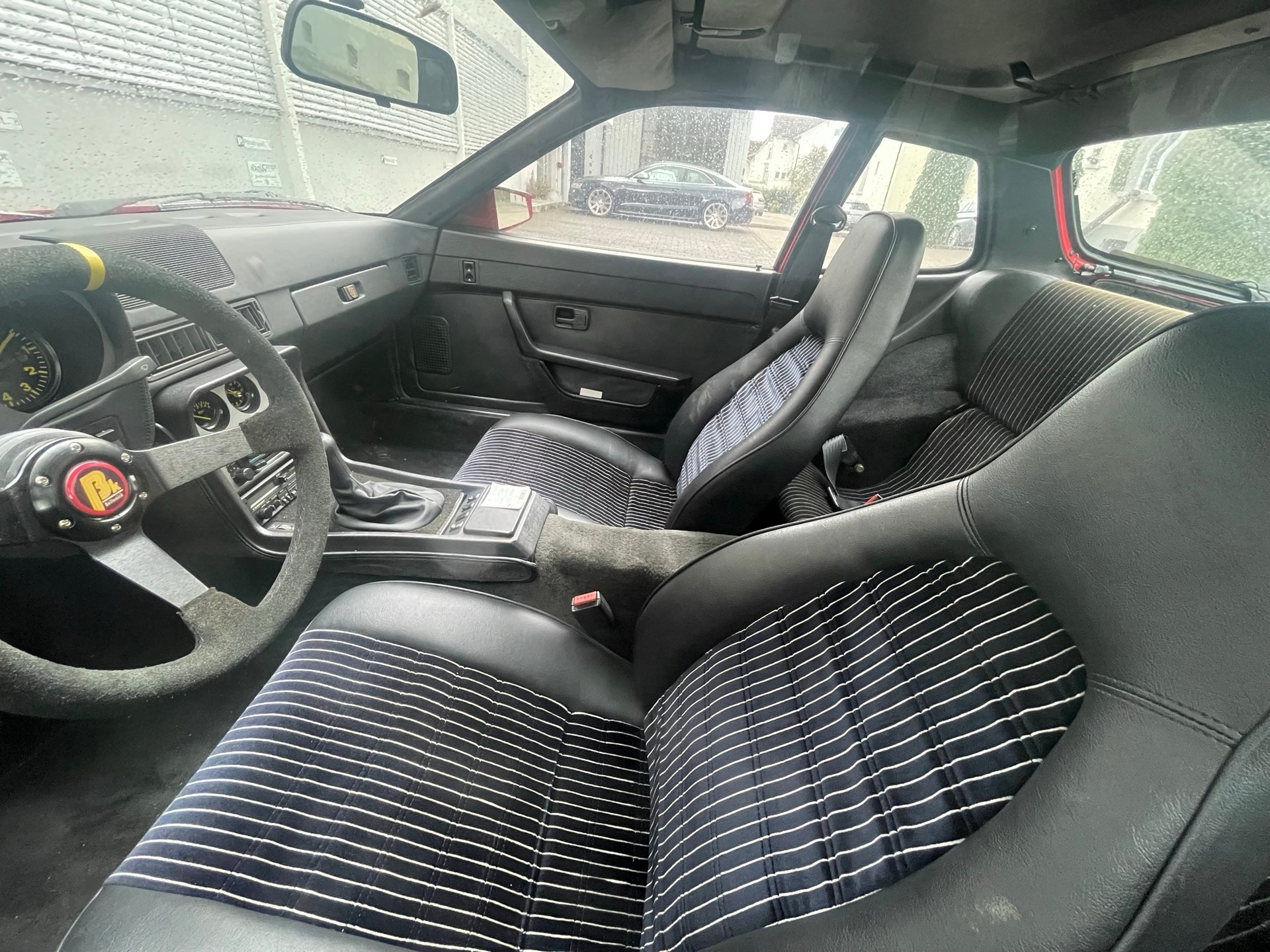 PORSCHE 944-image-7