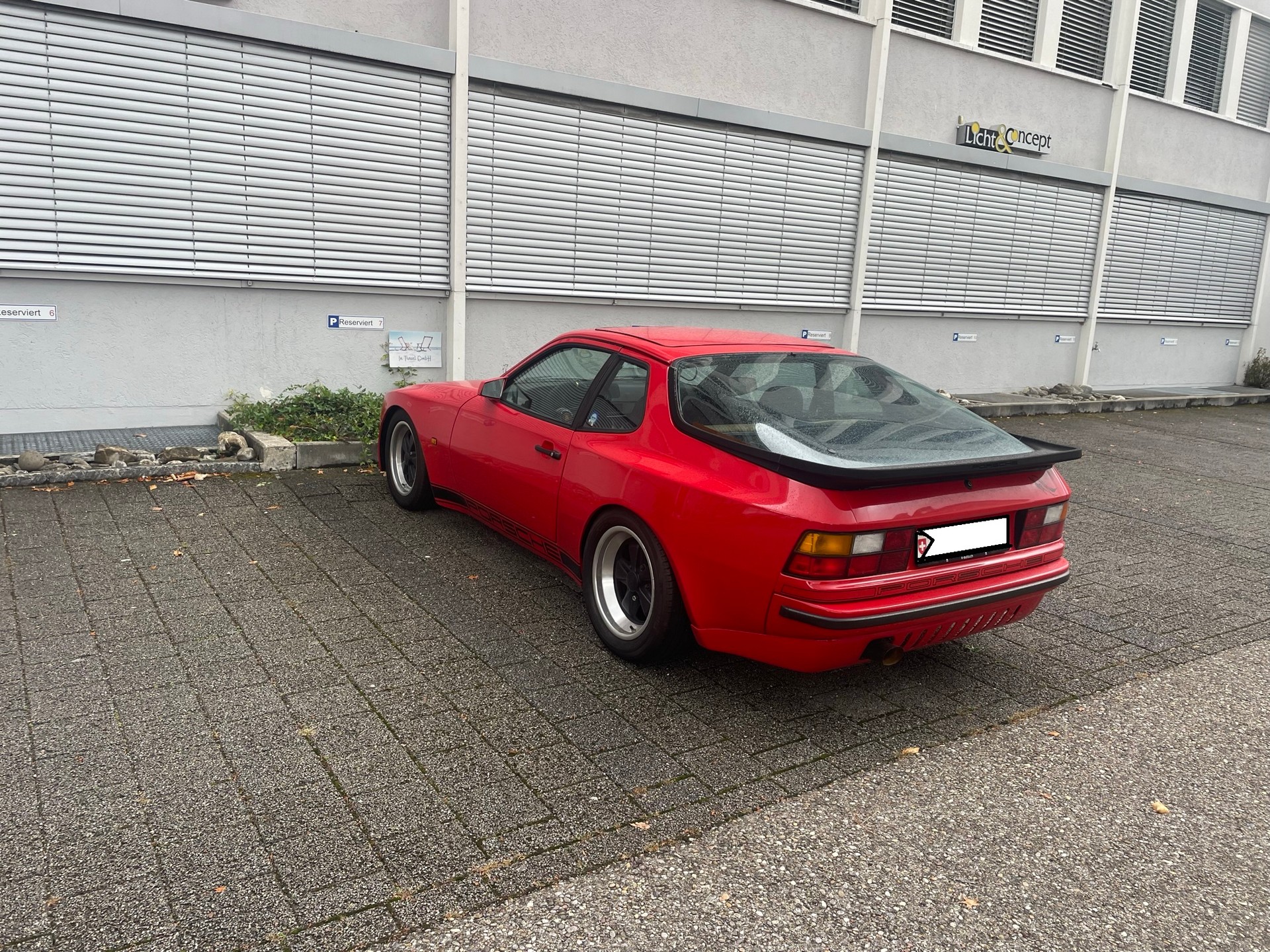 PORSCHE 944-image-11