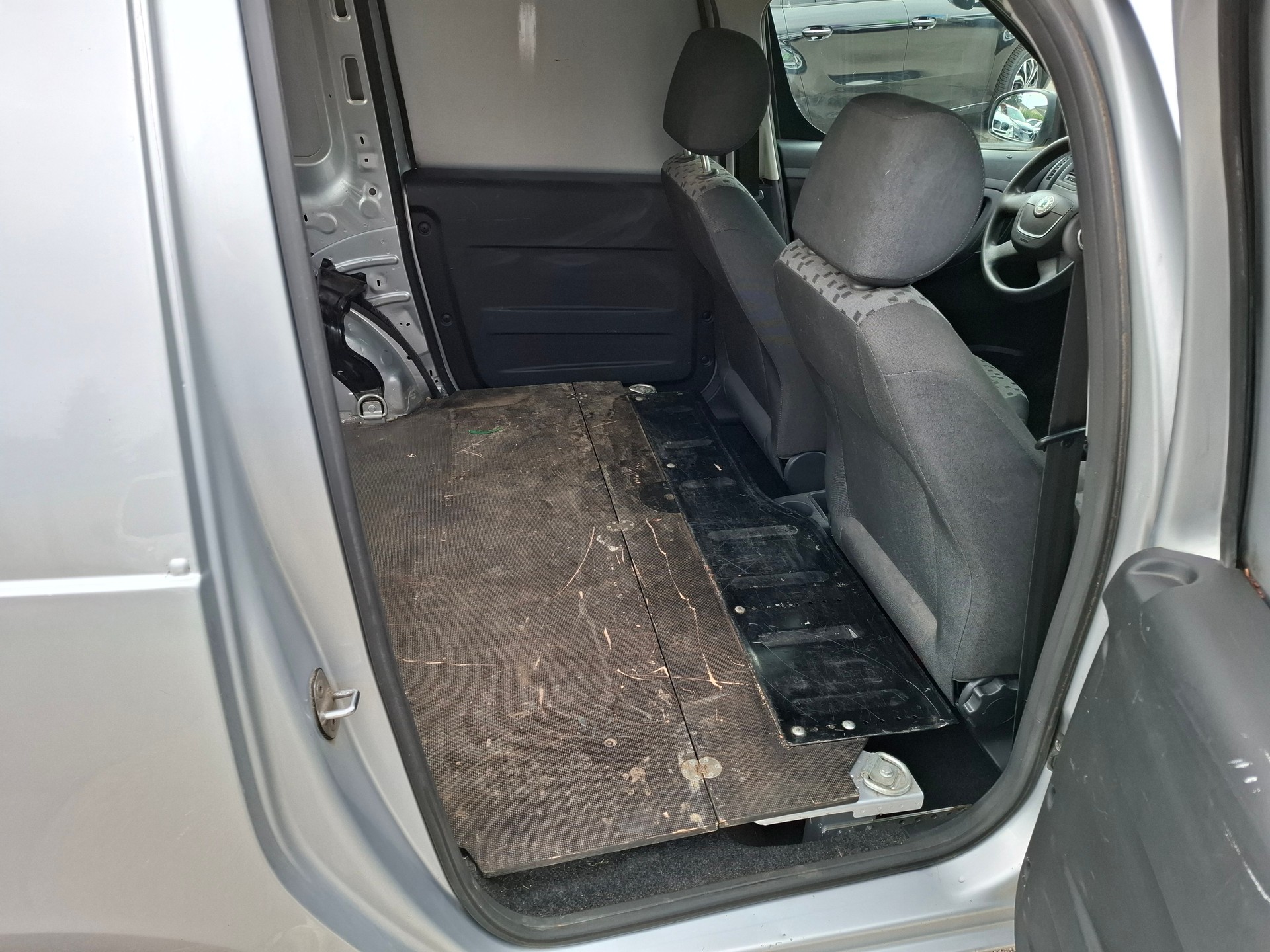 SKODA Praktik 1.2 HTP-image-8