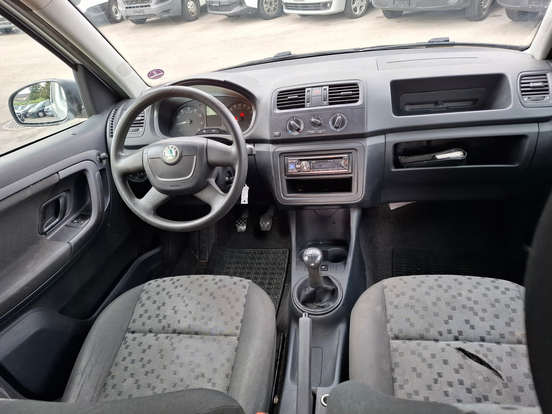 SKODA Praktik 1.2 HTP-image-9