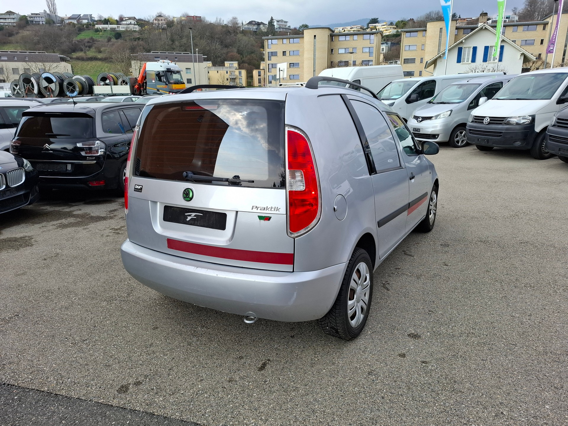 SKODA Praktik 1.2 HTP-image-1