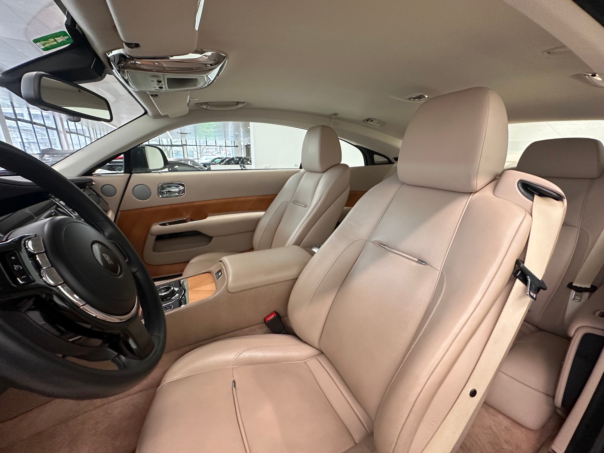 ROLLS-ROYCE Wraith 6.6 V12-image-7