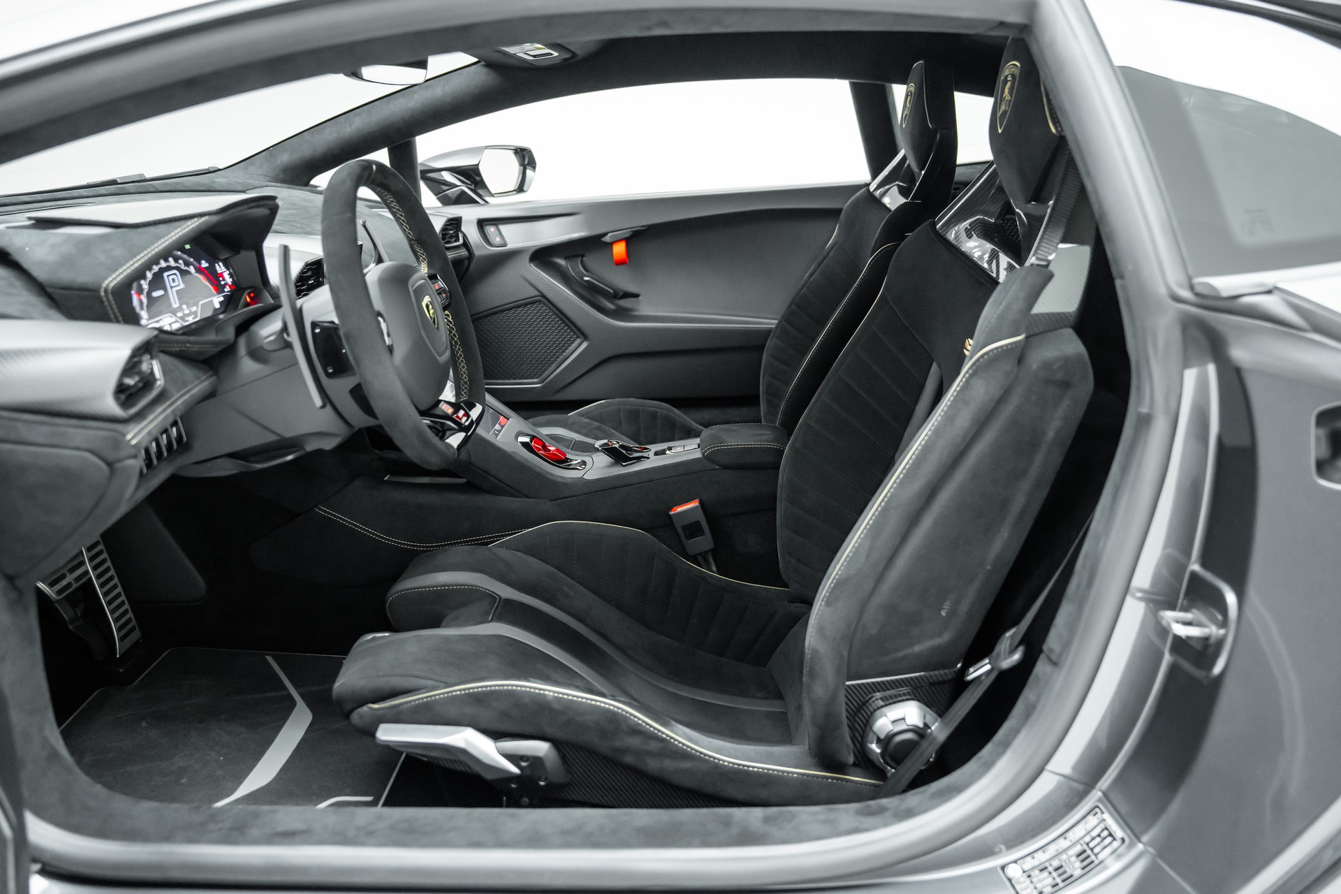 LAMBORGHINI Huracan STO Coupé DCT RWD-image-9