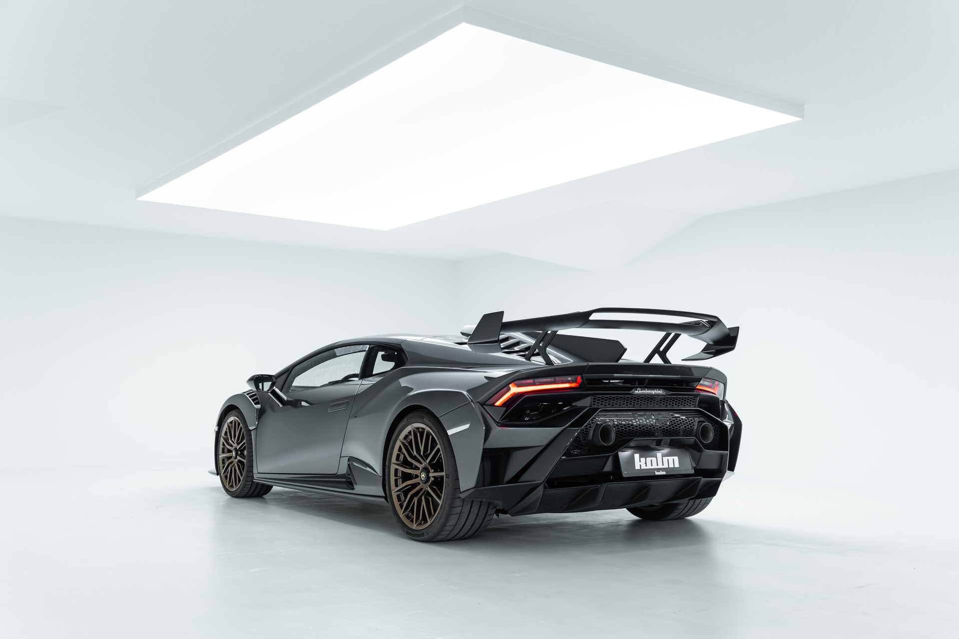 LAMBORGHINI Huracan STO Coupé DCT RWD-image-5