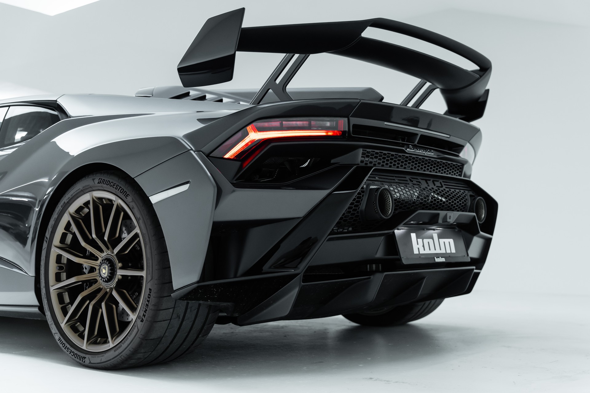 LAMBORGHINI Huracan STO Coupé DCT RWD-image-14