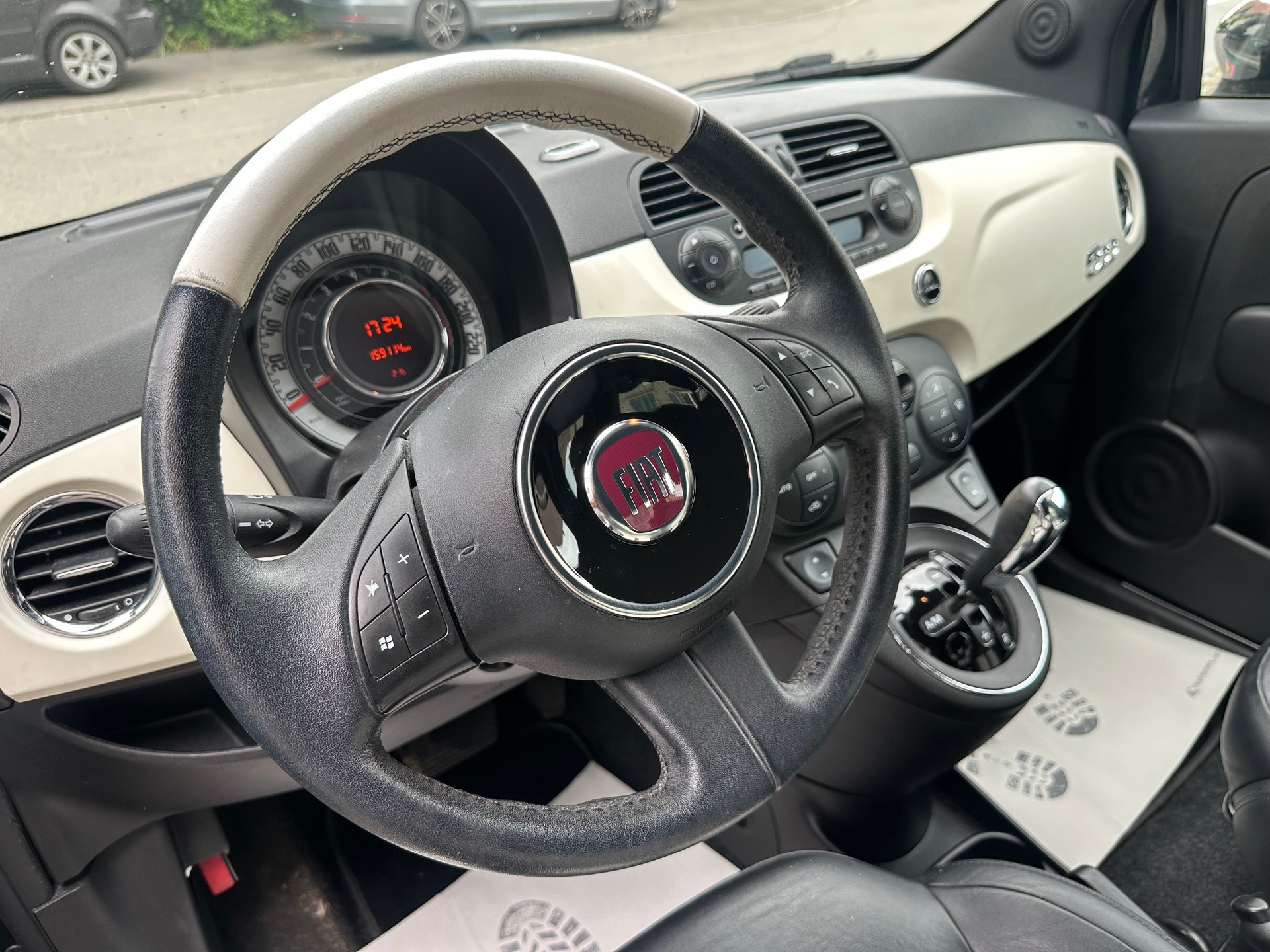 FIAT 500 1.4 16V by Gucci Dualogic-image-10