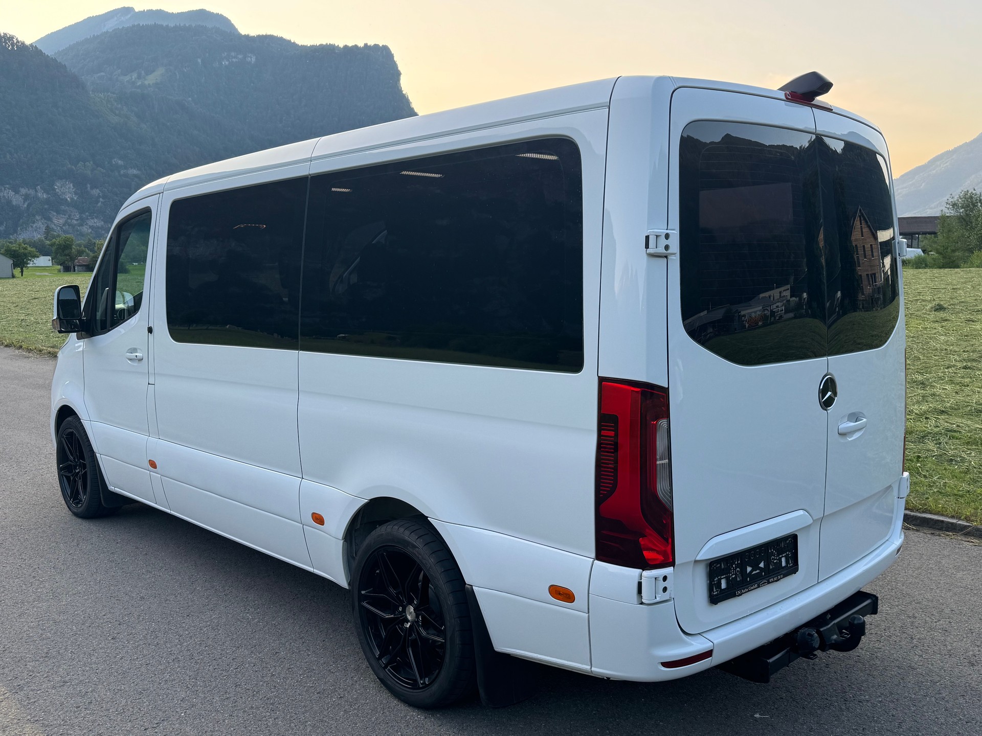 MERCEDES-BENZ 214 CDI 8 Plätzer-image-5