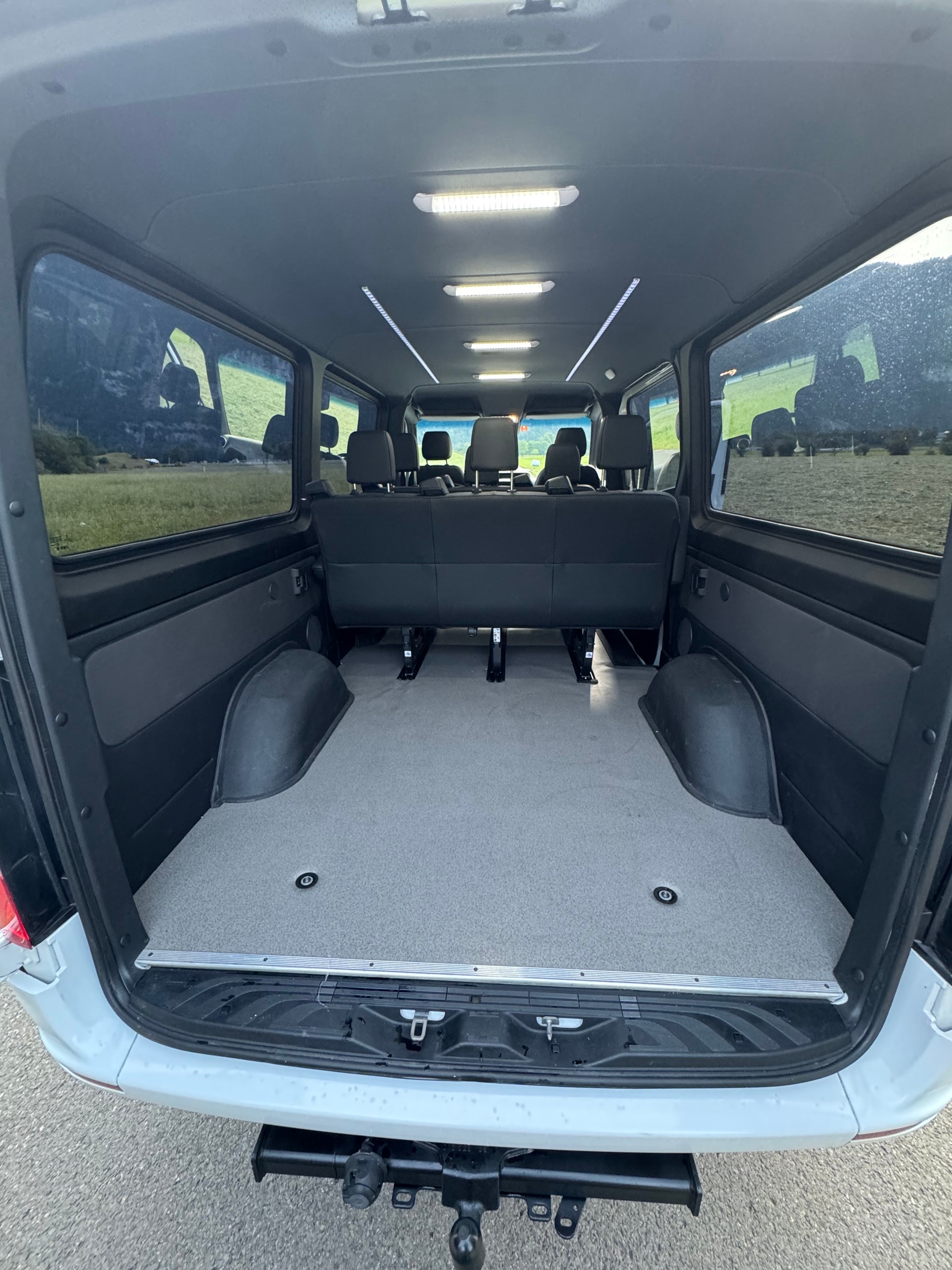 MERCEDES-BENZ 214 CDI 8 Plätzer-image-14