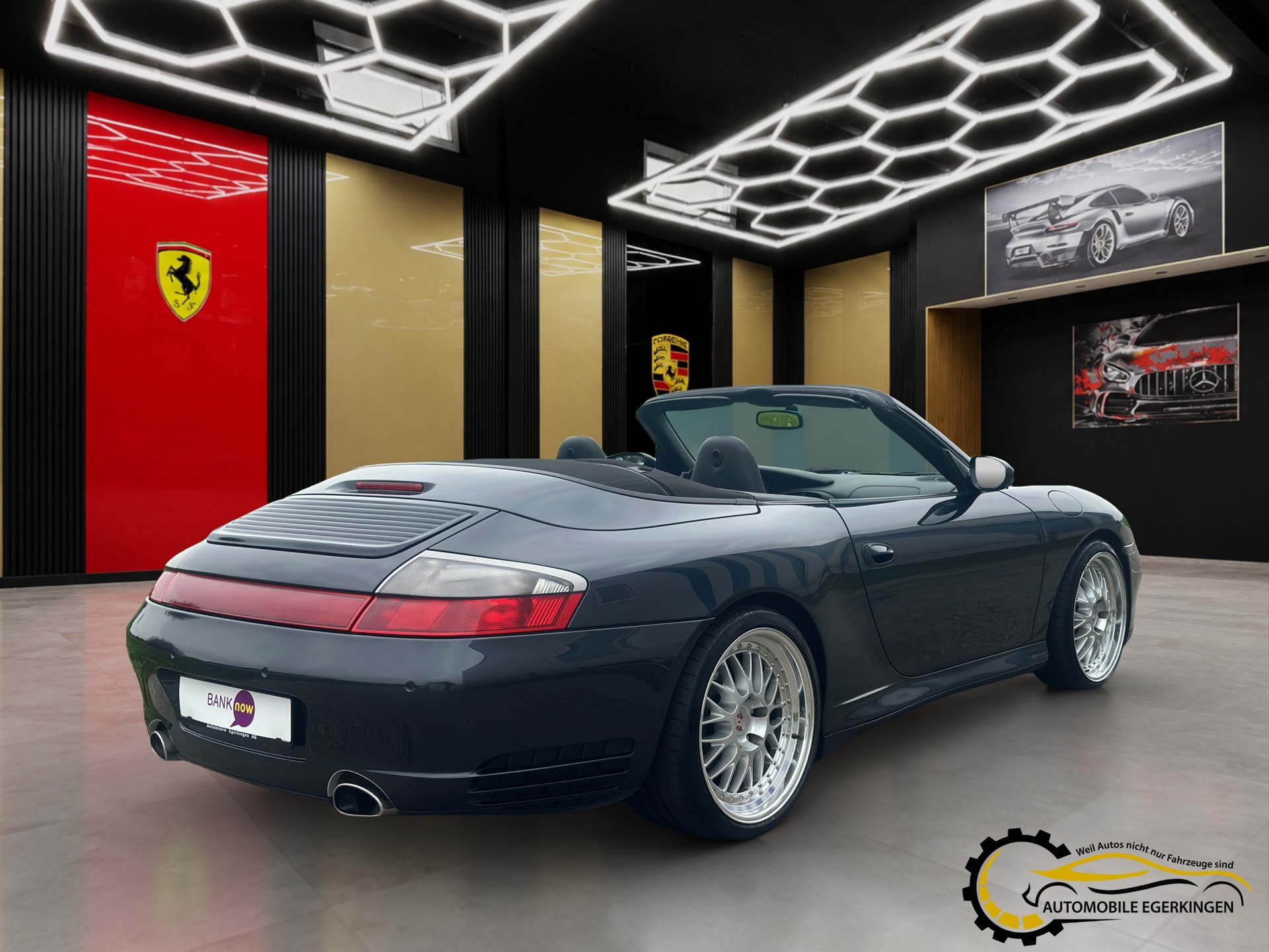 PORSCHE 911 Carrera 4 S Cabrio-image-4