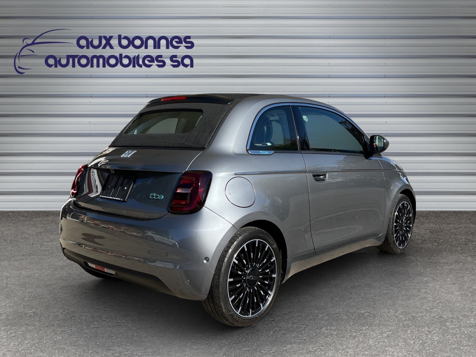FIAT 500 C electric 87 kW La Prima-showroom-element-3