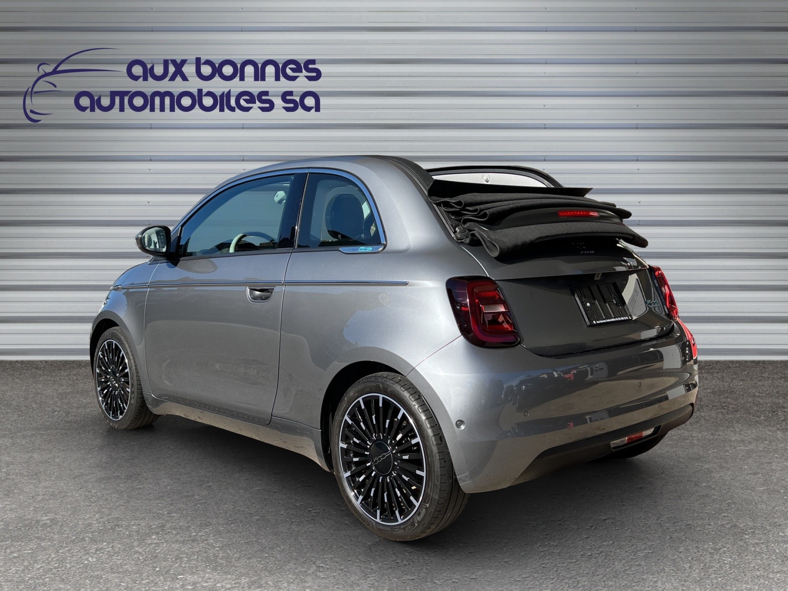 FIAT 500 C electric 87 kW La Prima-showroom-element-1