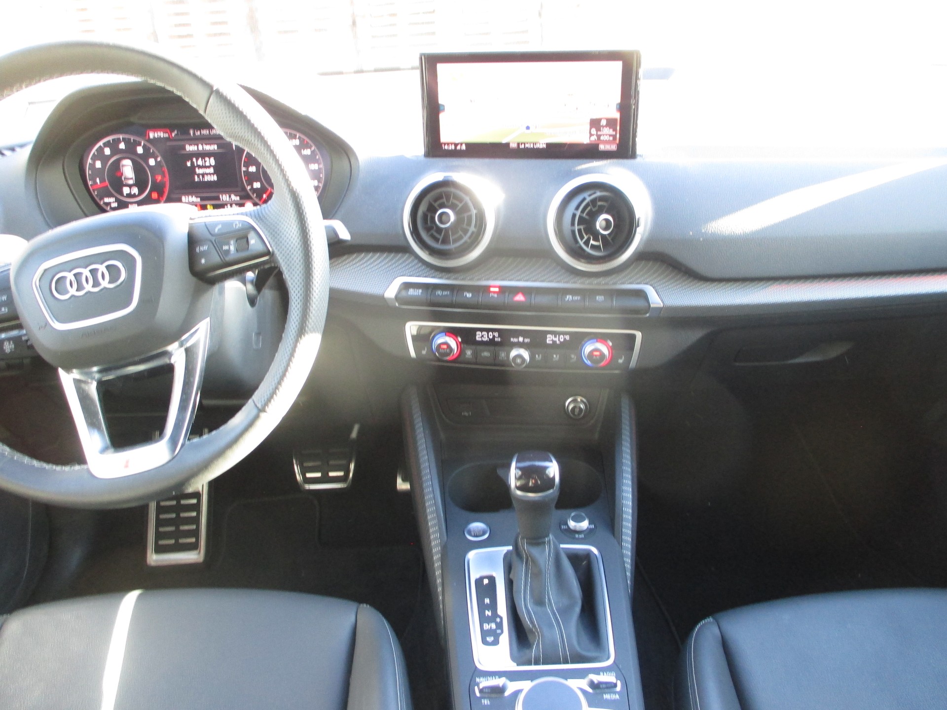 AUDI Q2 35 TFSI S line S-tronic-image-11