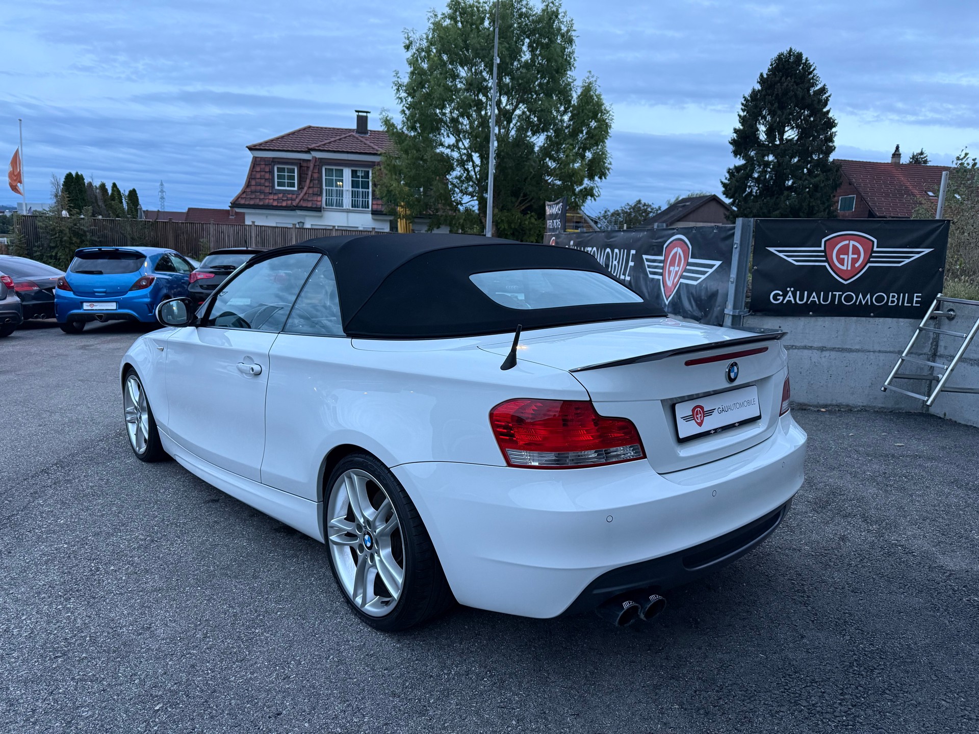 BMW 135i Cabrio DSG M-Sportpaket-image-3
