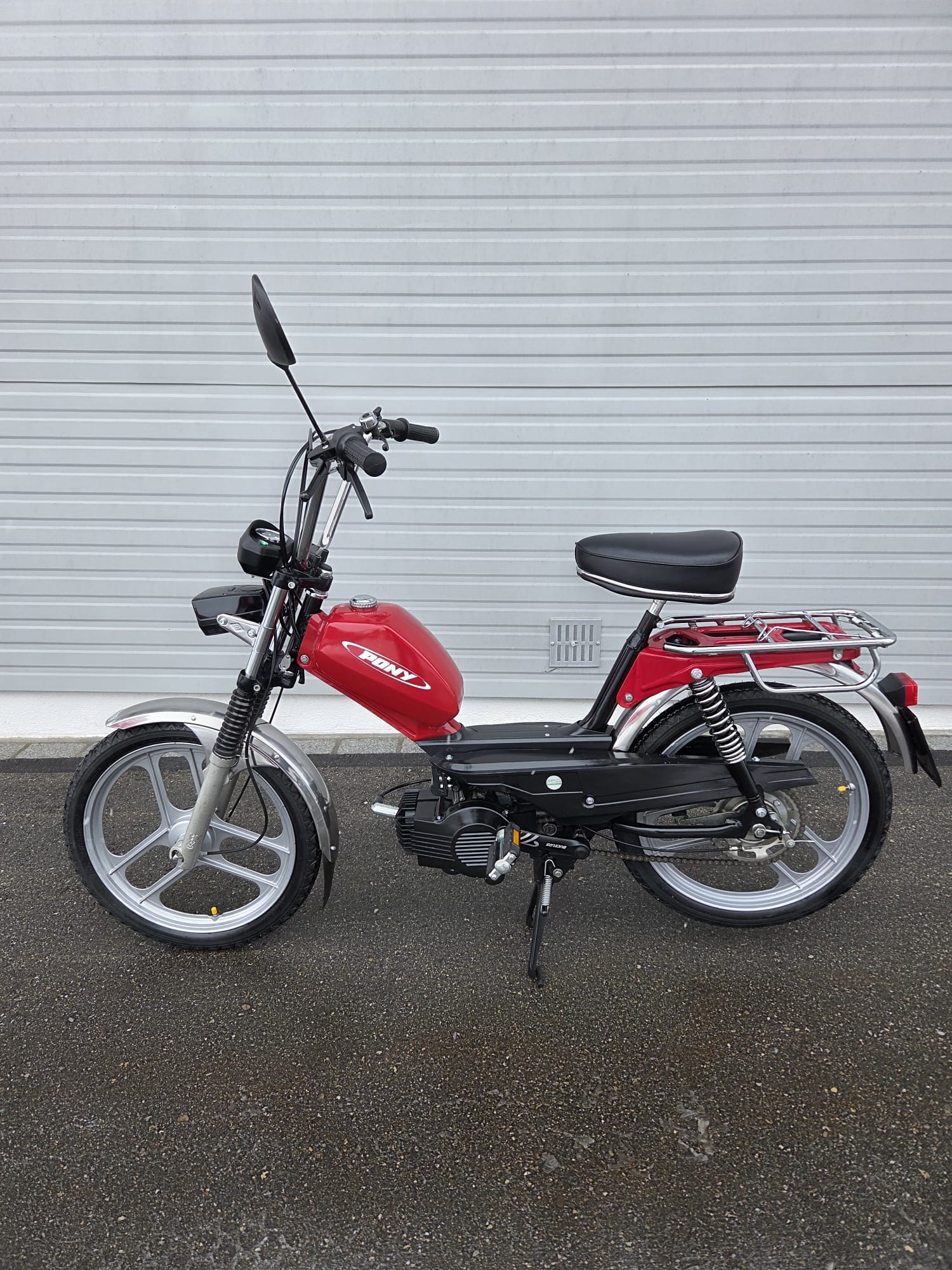 PONY GTX 521 vom Fachhändler-image-0