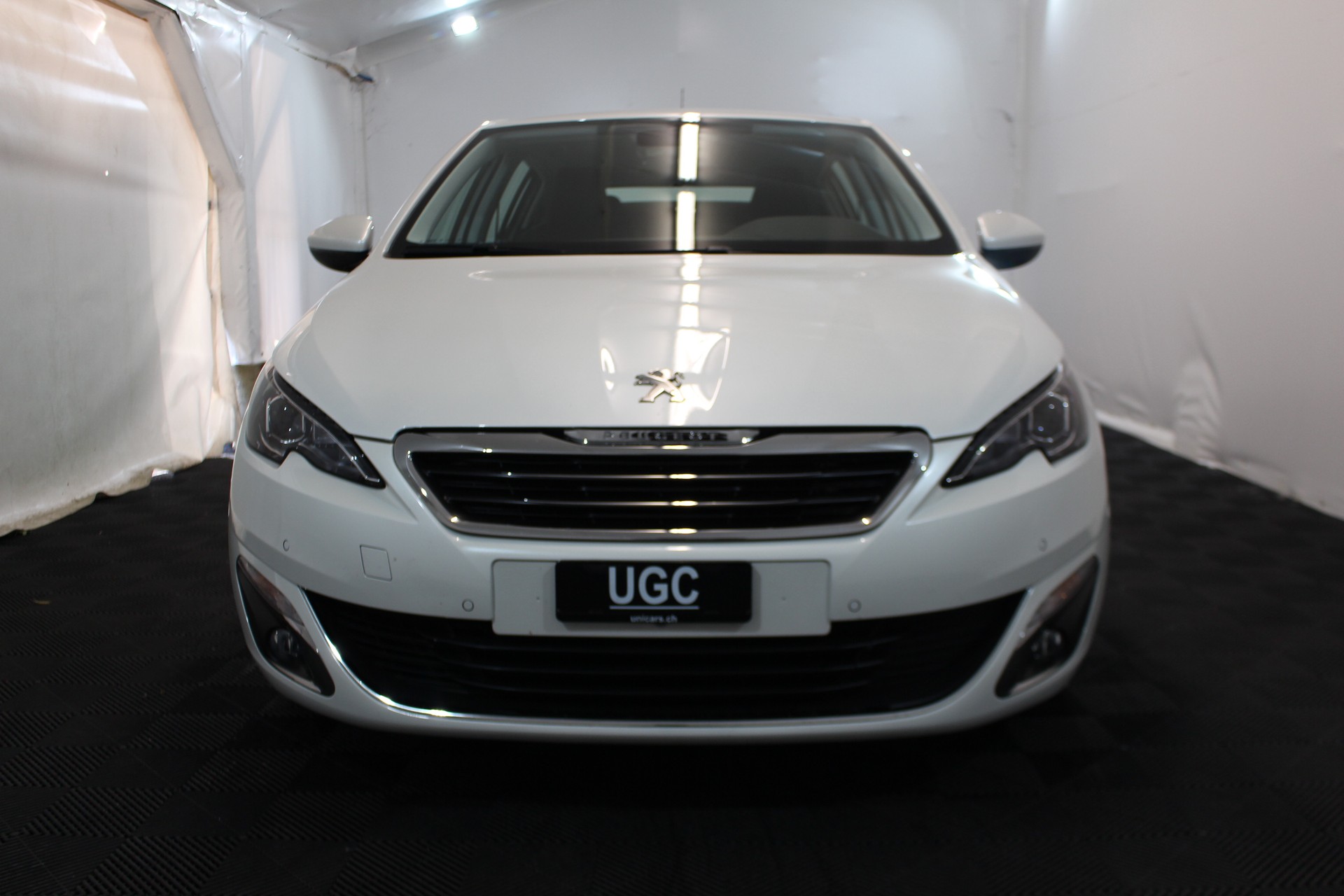 PEUGEOT 308 1.2 PureTech 130 Allure S/S-showroom-element-1