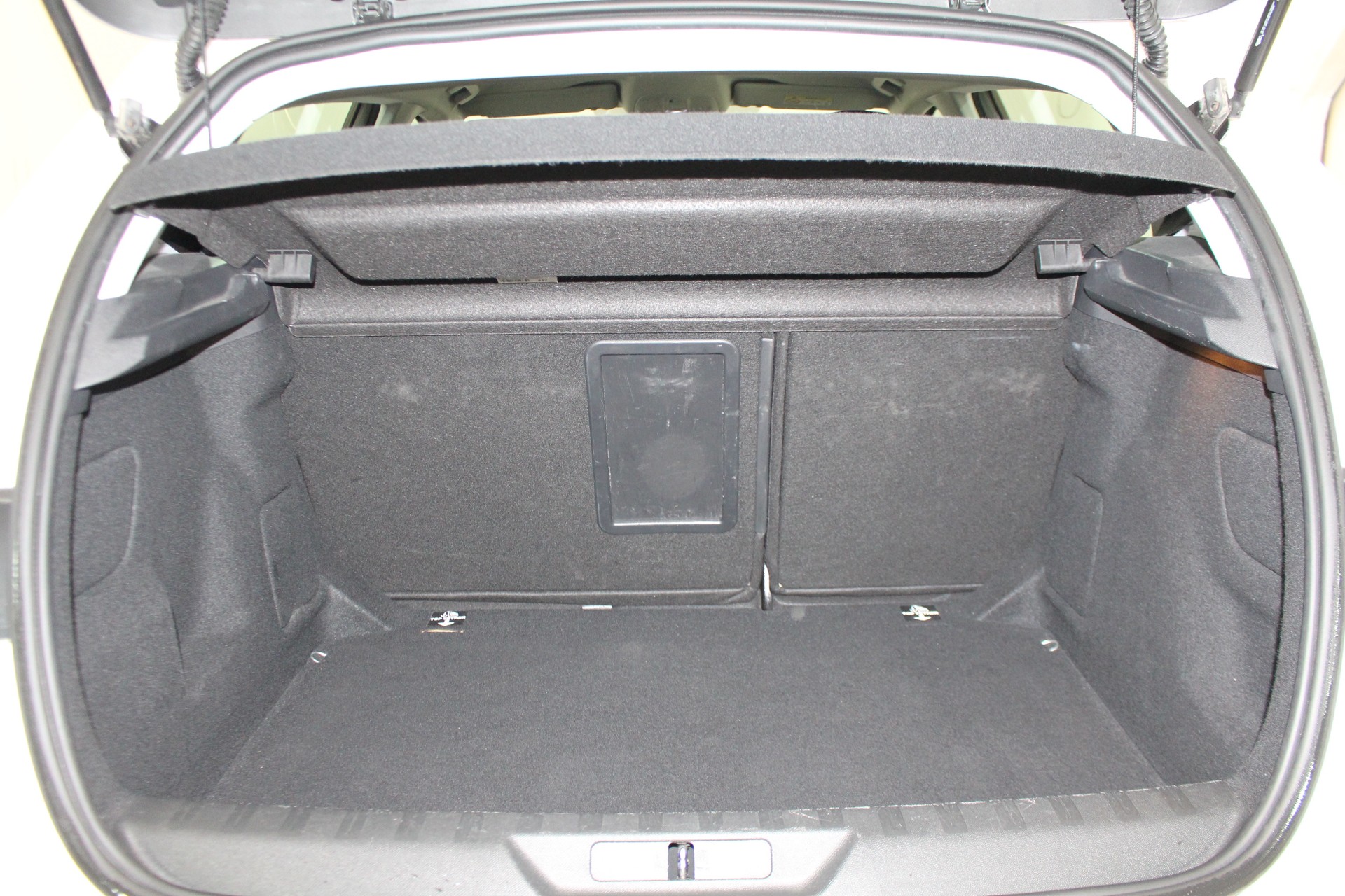 PEUGEOT 308 1.2 PureTech 130 Allure S/S-image-8