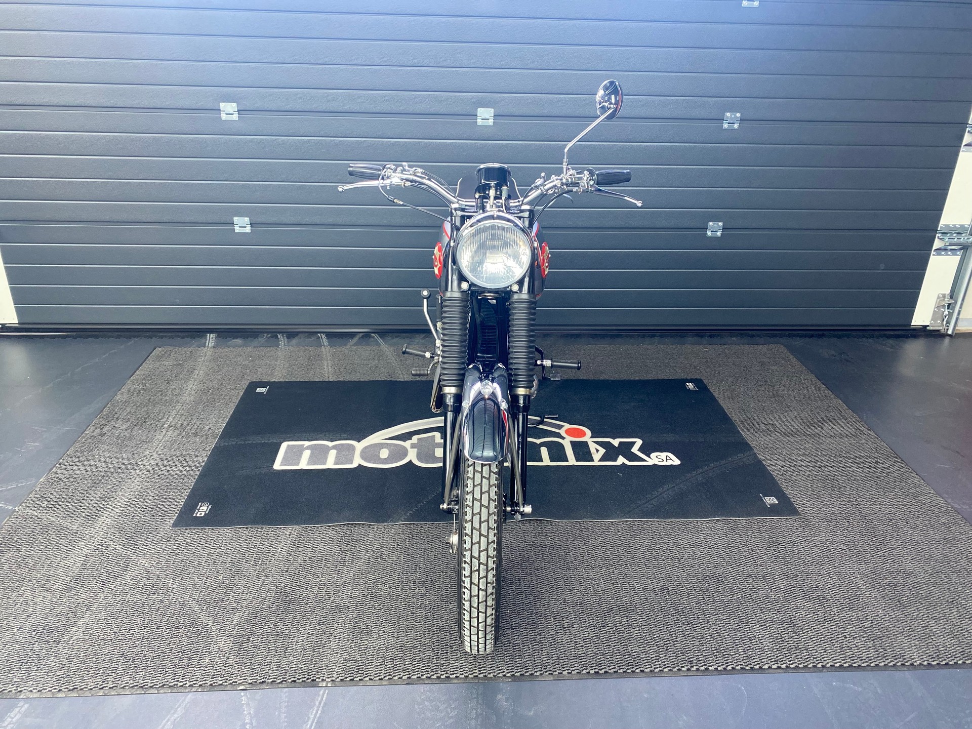 BSA B33 500-showroom-element-1
