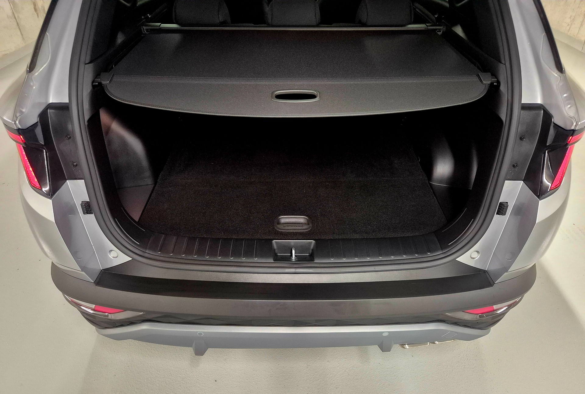 HYUNDAI Tucson 1.6 TGDI HEV Amplia 2WD-image-15