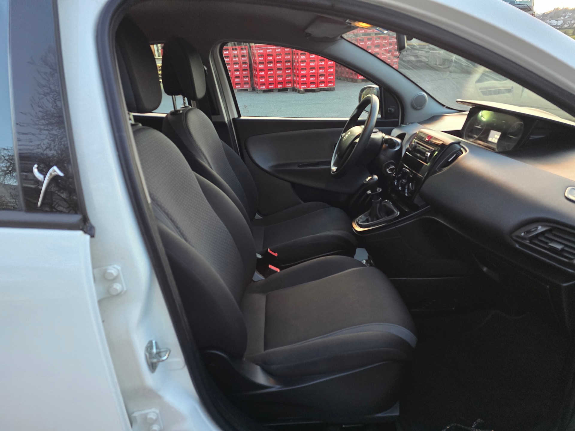 LANCIA Ypsilon 1.2 Elefantino-image-9