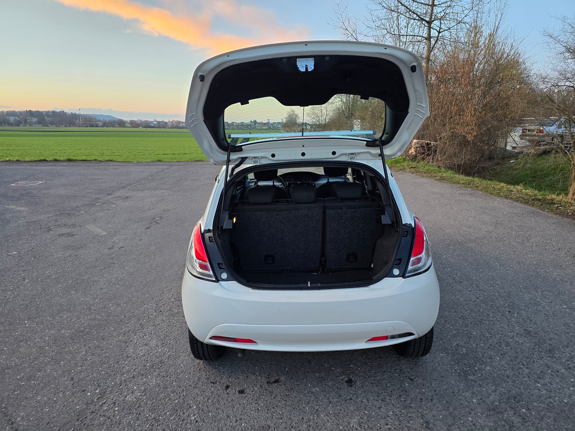 LANCIA Ypsilon 1.2 Elefantino-image-6