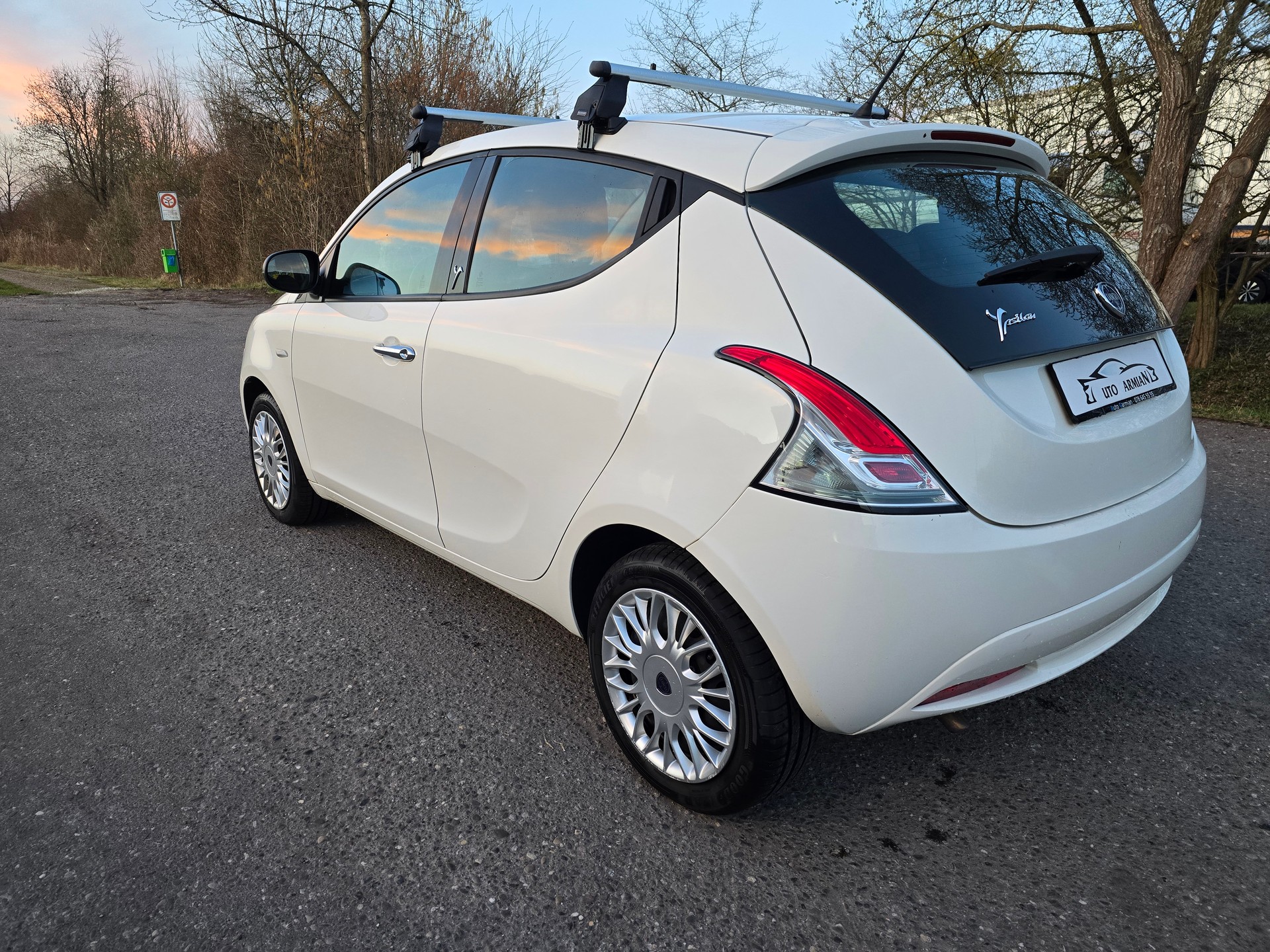 LANCIA Ypsilon 1.2 Elefantino-image-4