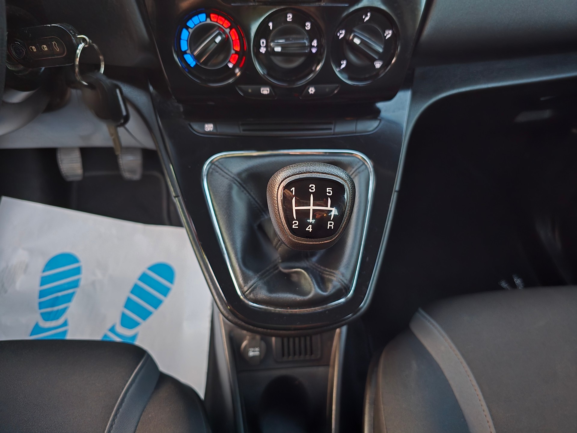 LANCIA Ypsilon 1.2 Elefantino-image-17