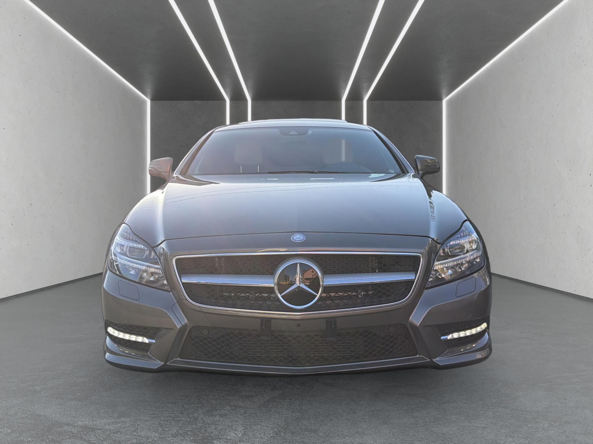 MERCEDES-BENZ CLS 500 4Matic 7G-Tronic-image-8