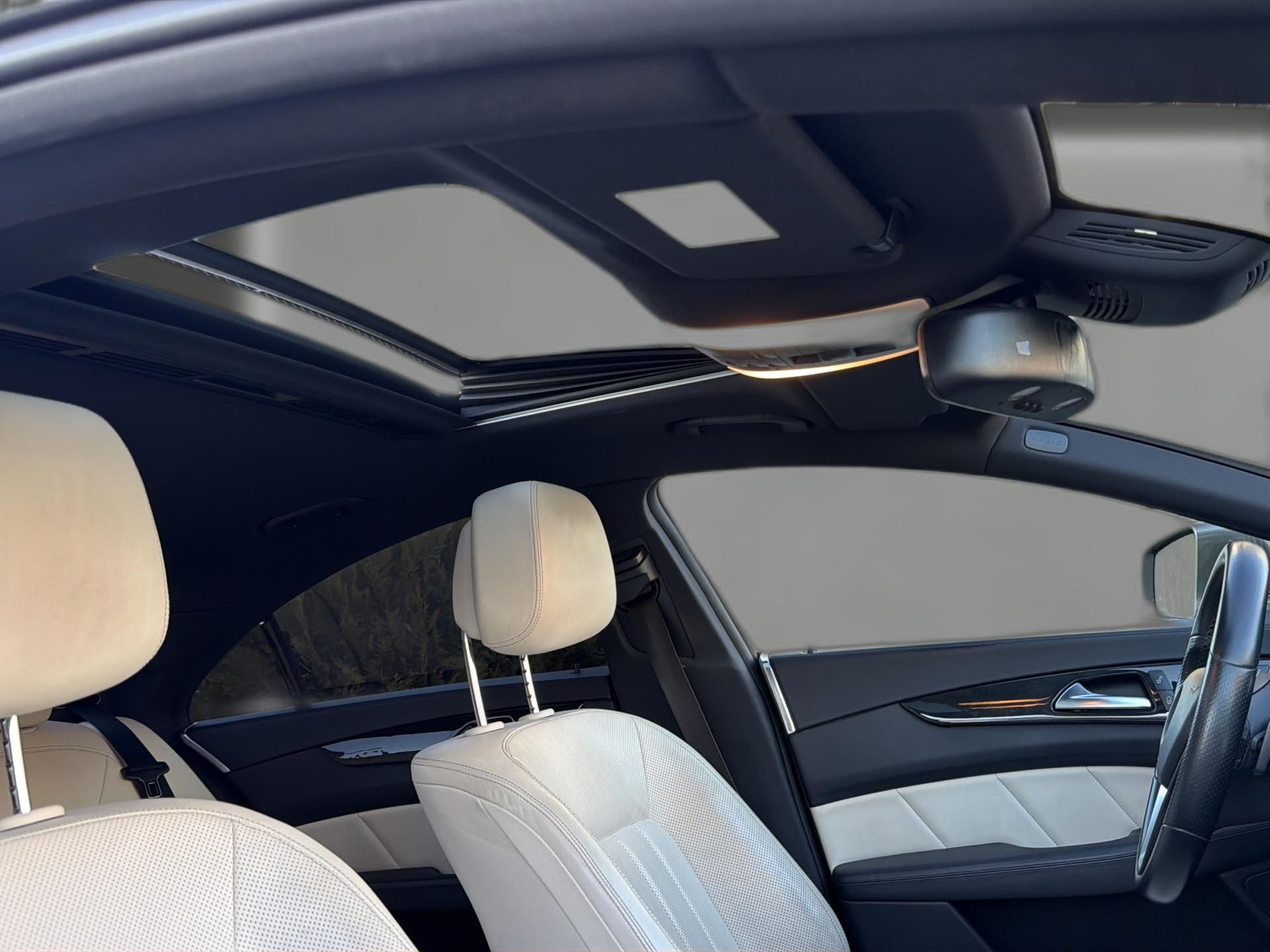 MERCEDES-BENZ CLS 500 4Matic 7G-Tronic-image-15