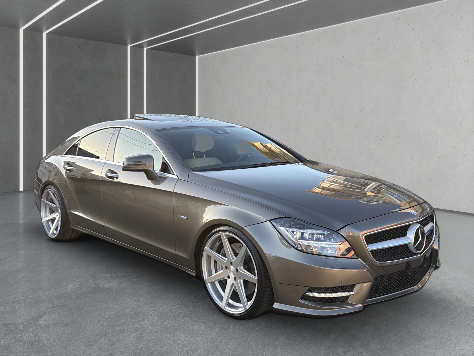 MERCEDES-BENZ CLS 500 4Matic 7G-Tronic-image-7