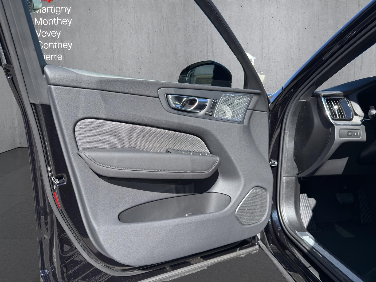 VOLVO XC60 T8 eAWD PluginHybrid Polestar Geartronic-image-7