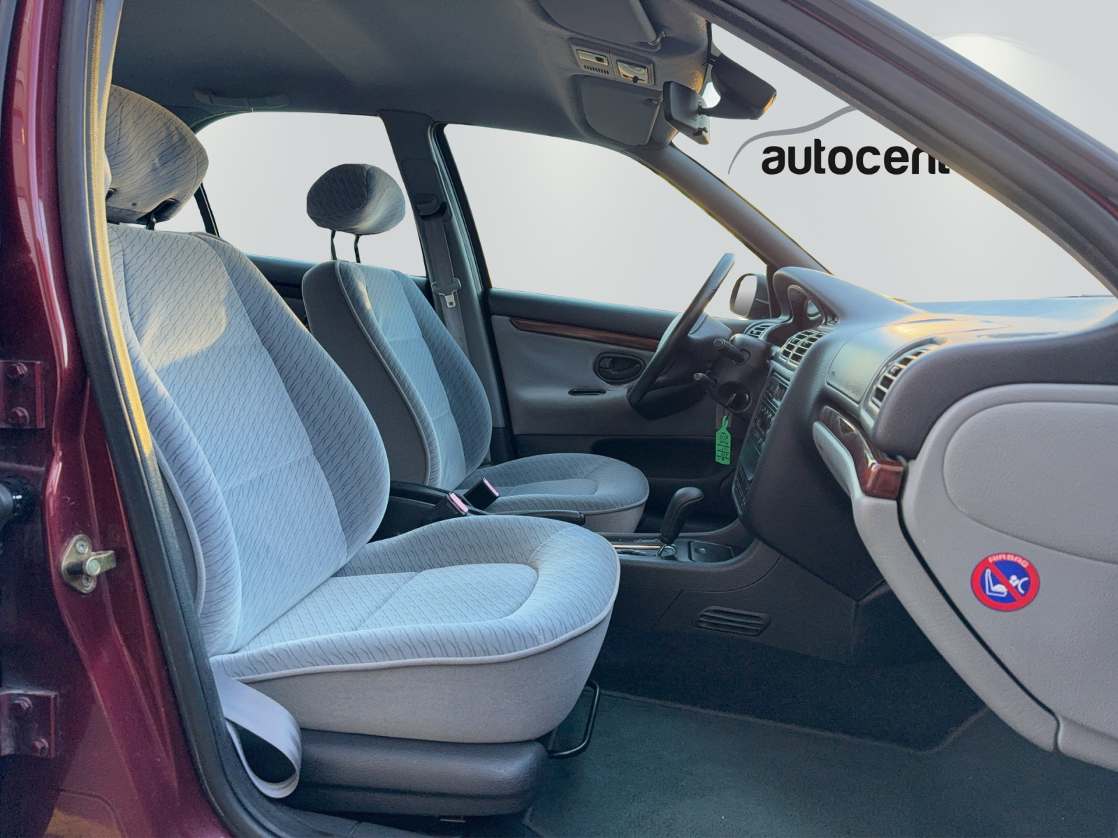 PEUGEOT 406 ST 2.0 16V-image-10