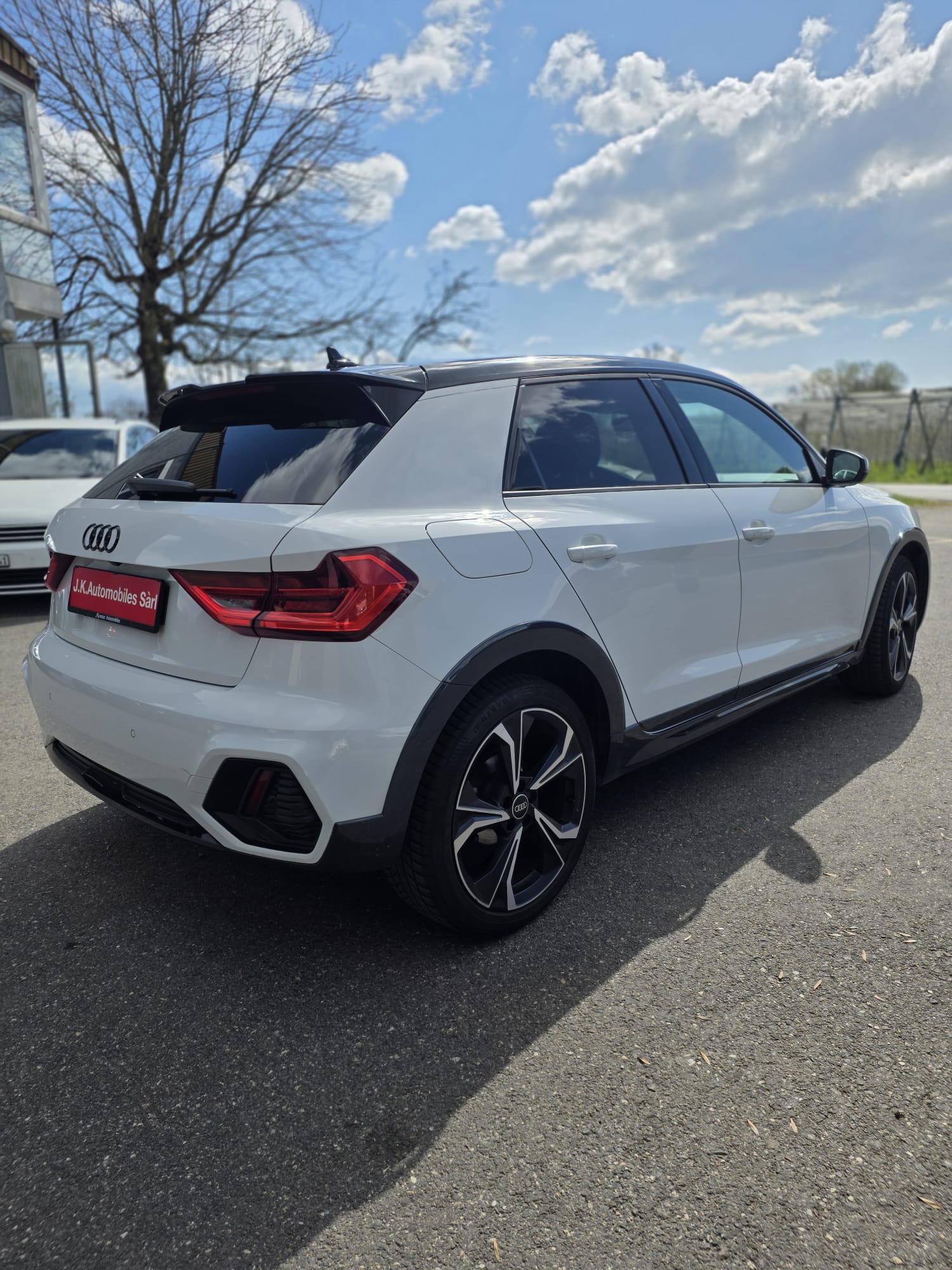 AUDI A1 allstreet 30 TFSI S-line Attraction S-tronic-image-4
