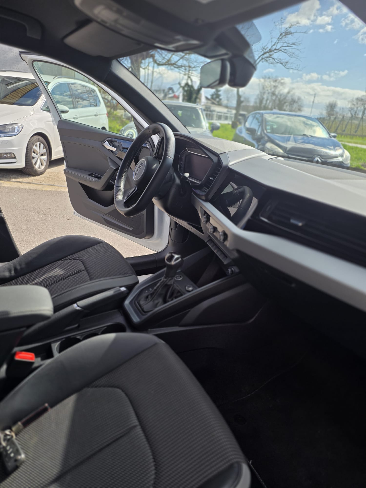 AUDI A1 allstreet 30 TFSI S-line Attraction S-tronic-image-3