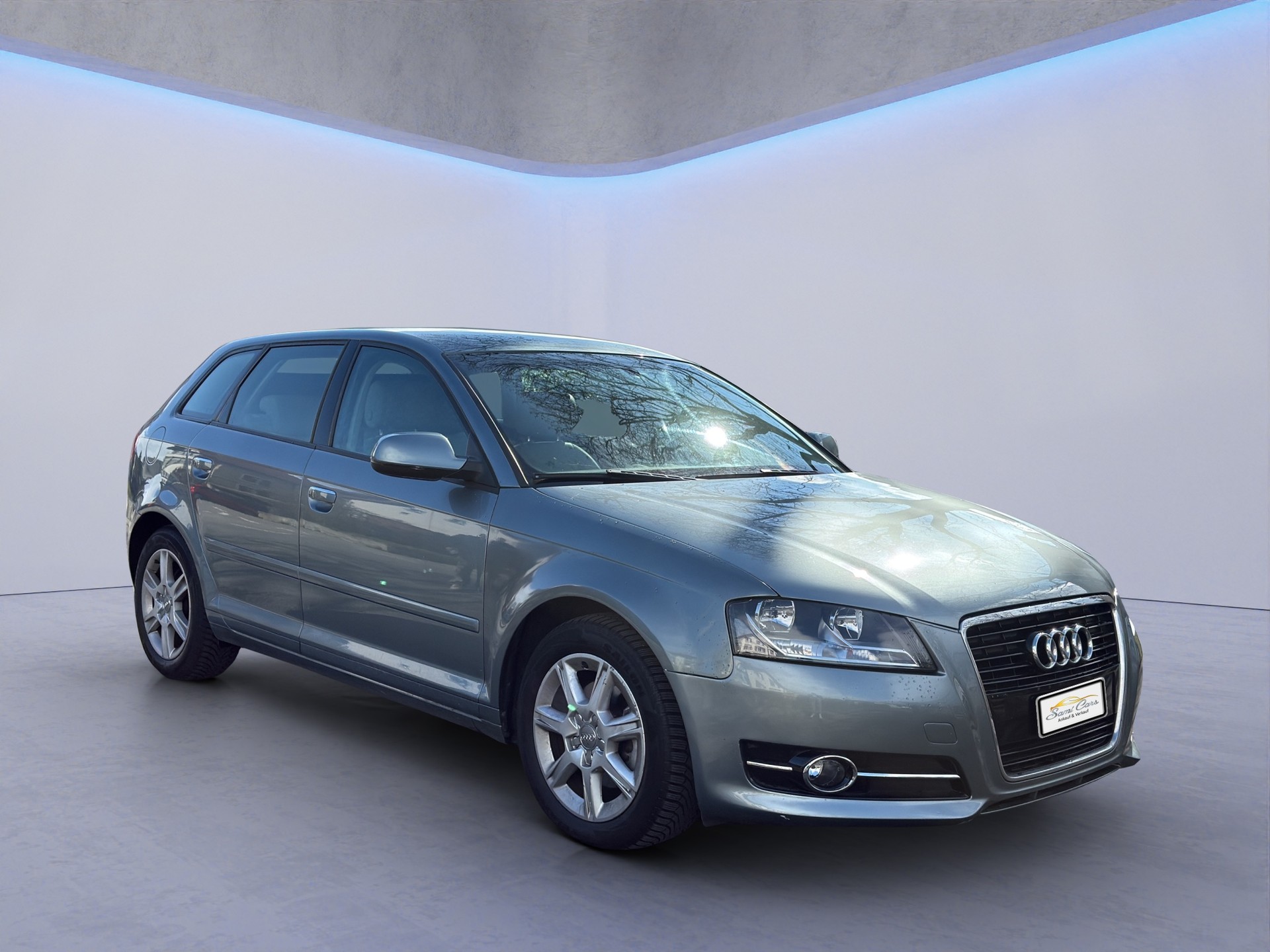 AUDI A3 Sportback 1.8 TFSI Ambiente S-tronic-image-5